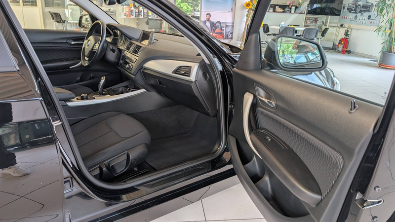 BMW 120 120 d Sitzheizung Klimaautomatik Parktronik hinten — photo 12