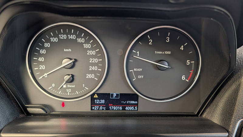 BMW 120 120 d Sitzheizung Klimaautomatik Parktronik hinten — photo 10