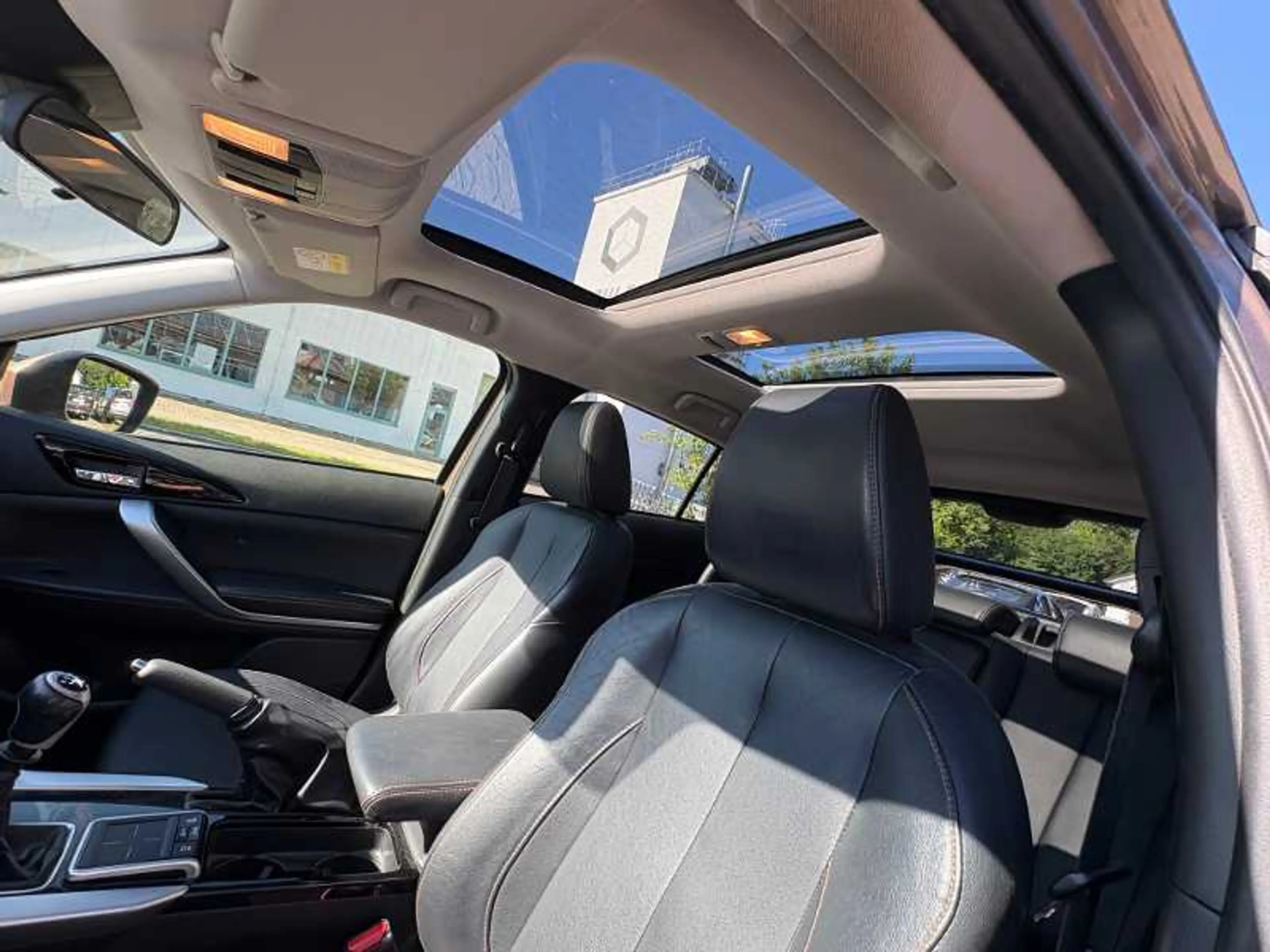 Mitsubishi Eclipse Cross TOP 1.5 2WD 6-Gang AHK PANO — photo 13