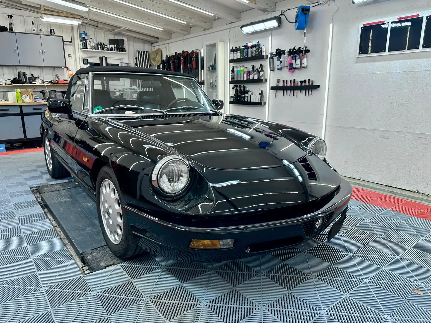 Alfa Romeo Spider 2.0 - 1