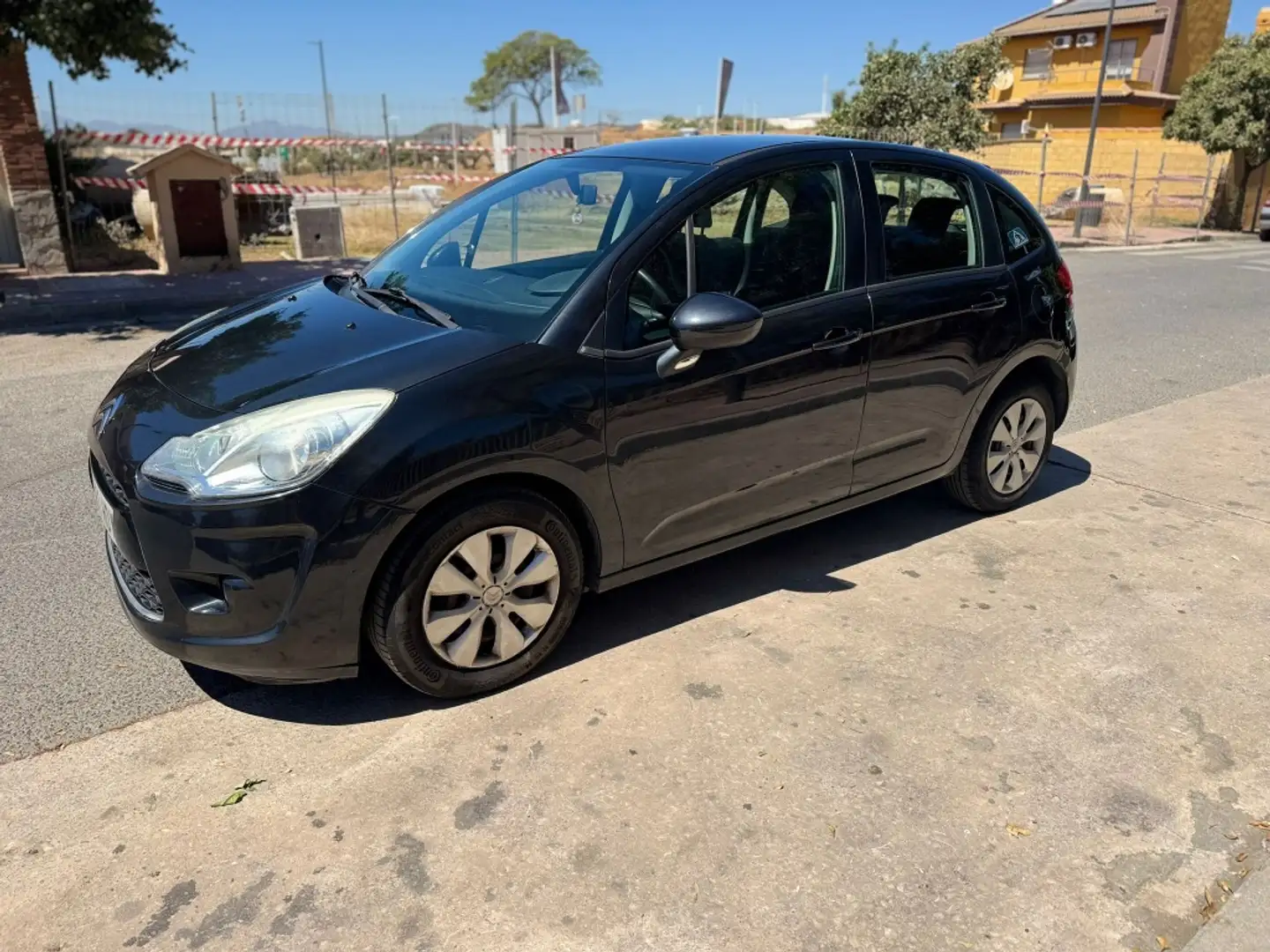 Citroen C3 1.4HDi Business Schwarz - 1