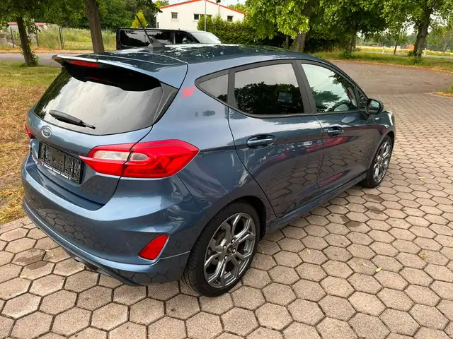 Ford Fiesta view 5