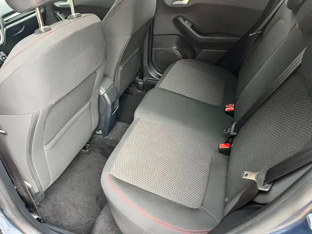 Ford Fiesta view 13