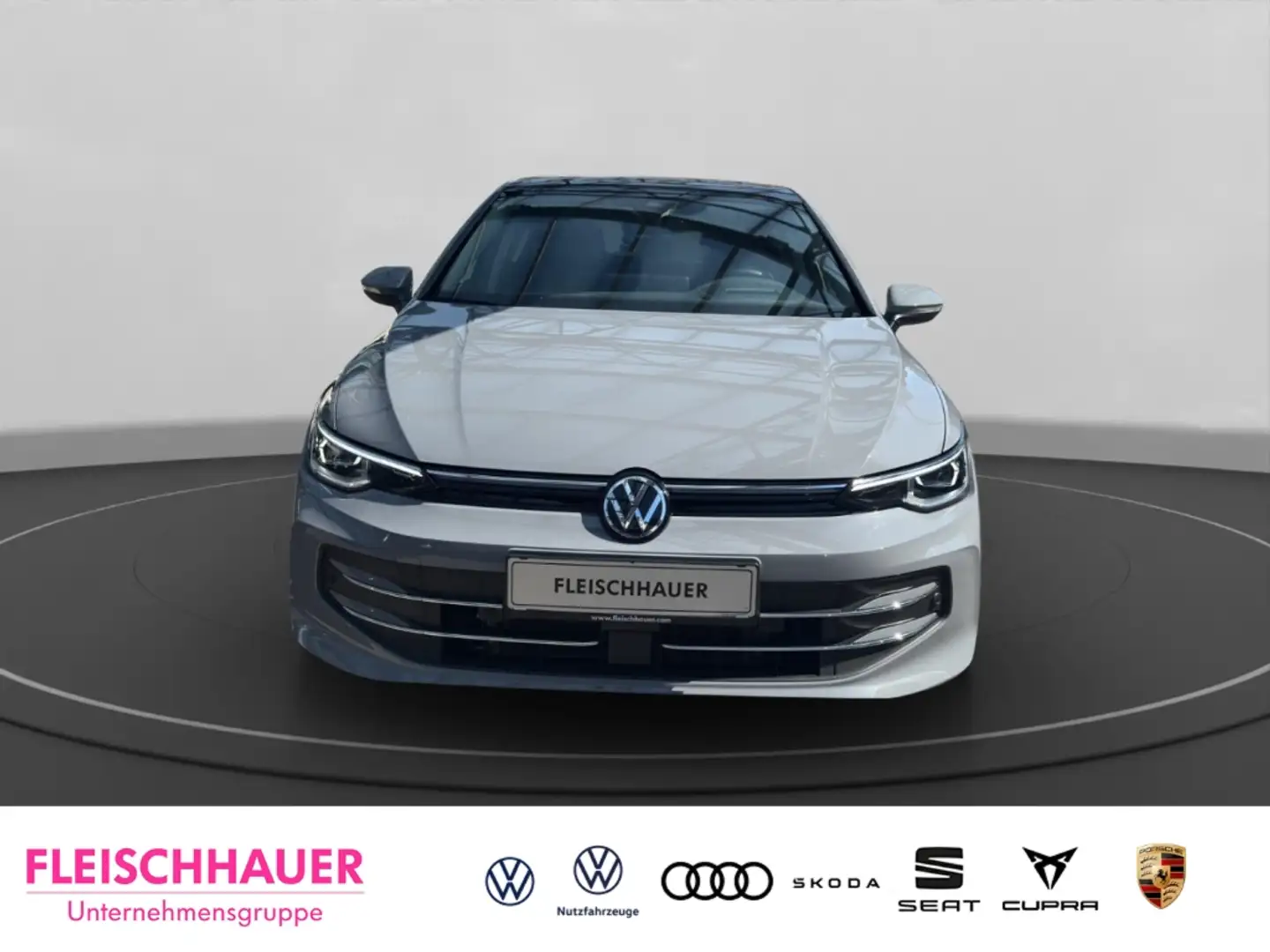 Volkswagen Golf VIII 1.5 eTsi Mildhybrid Style HUD AHK Pano Navi D Grau - 2