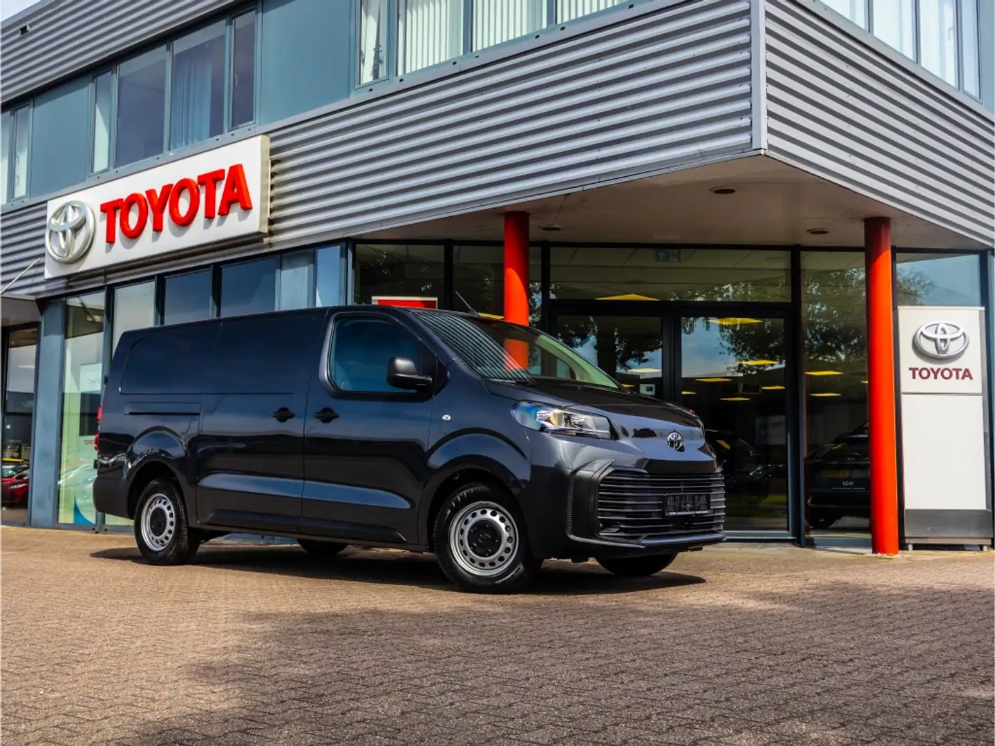 Toyota Proace Long Worker 2.0 D-4DL2Challenger Gris - 1