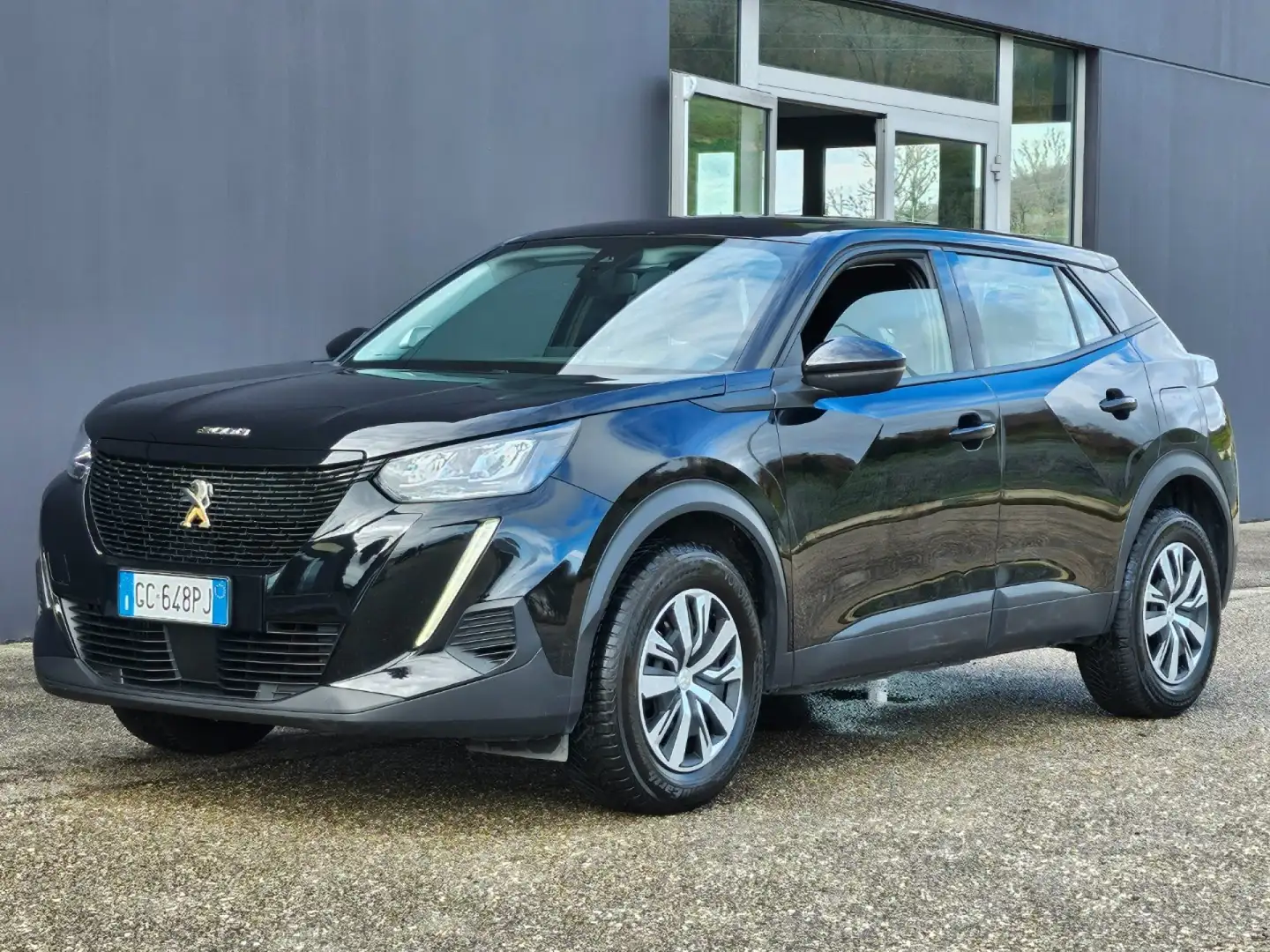 Peugeot 2008 BlueHDi 100 Active Nero - 1