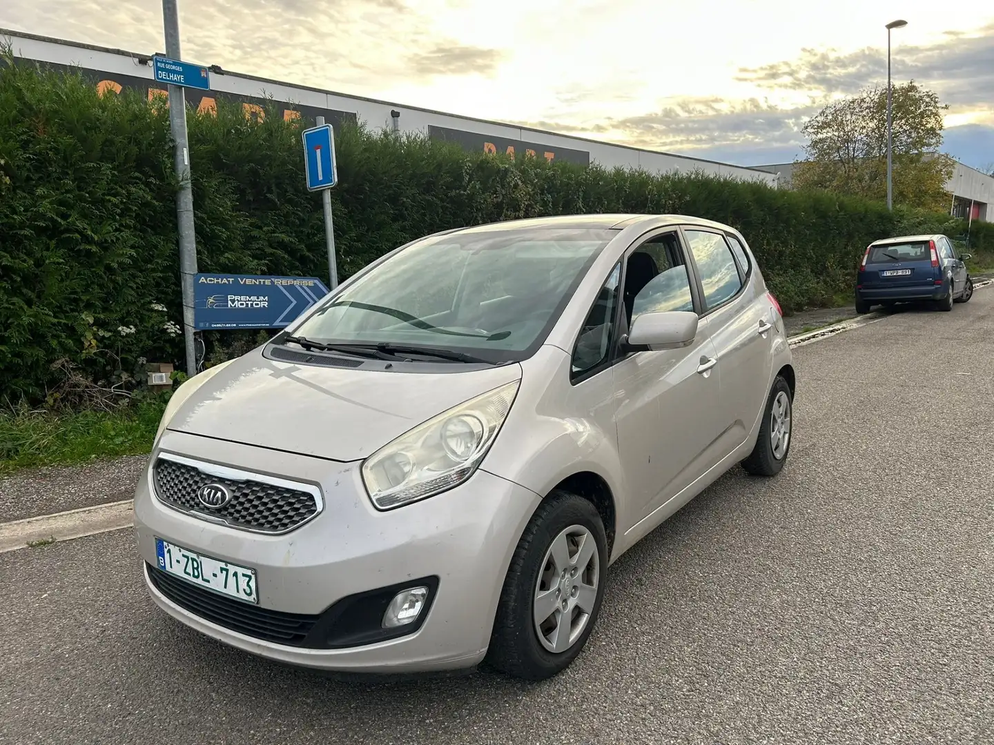 Kia Venga 1.4 CRDi 90 ch ISG Style - 2