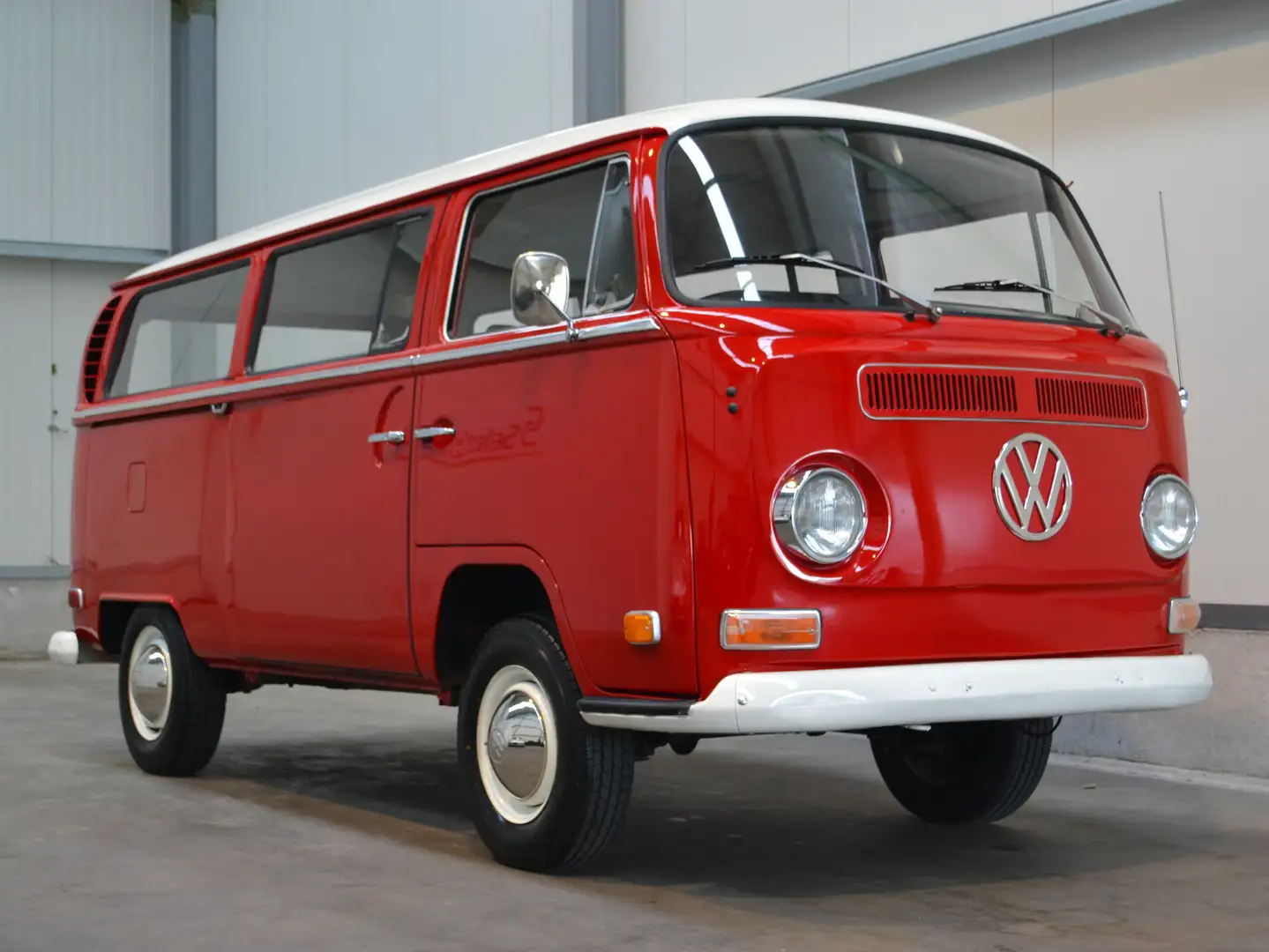 Volkswagen T2 8 plaatsen ~ restoration 2017 ~ " NEW MEXICO " Rood - 1