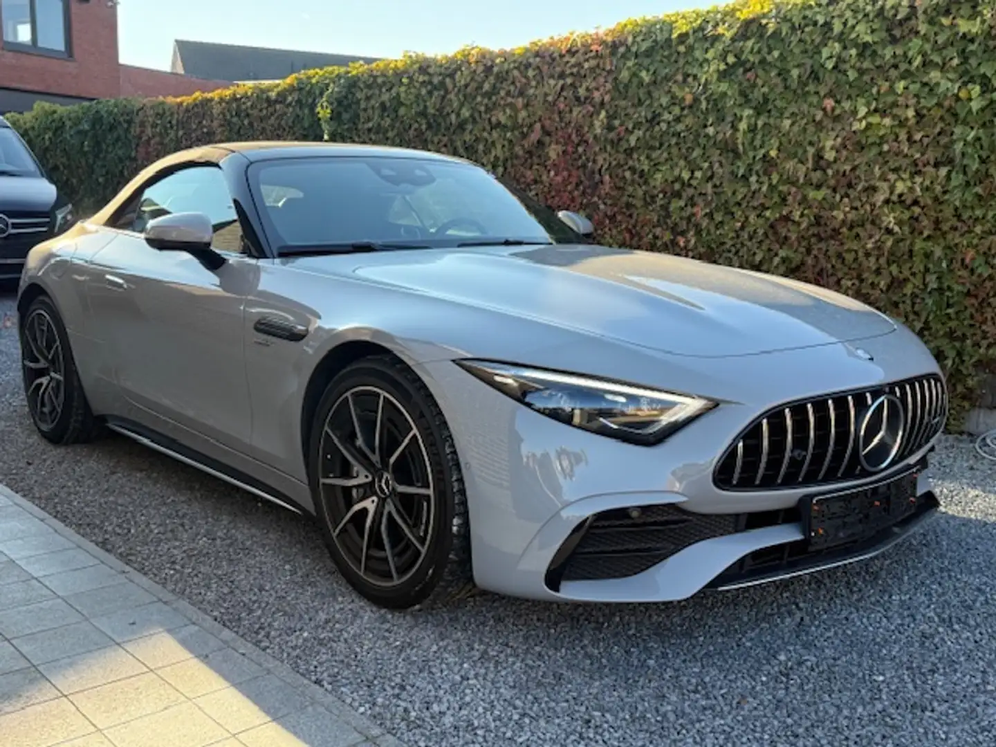 Mercedes-Benz SL 43 AMG AMG PACK 9G DISTRONIC MBUX GUARD 360 MANUFAKTUR Gris - 1