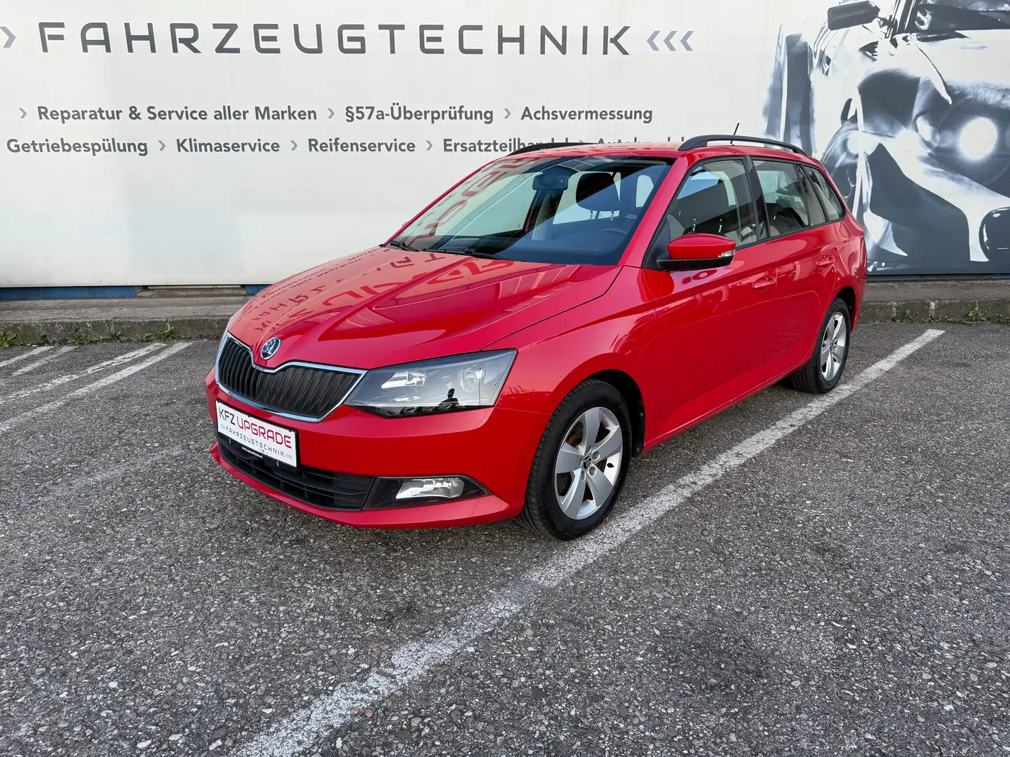 Skoda Fabia 1,4Tdi Ambition *12Monate Voll-Garantie* Rot - 1