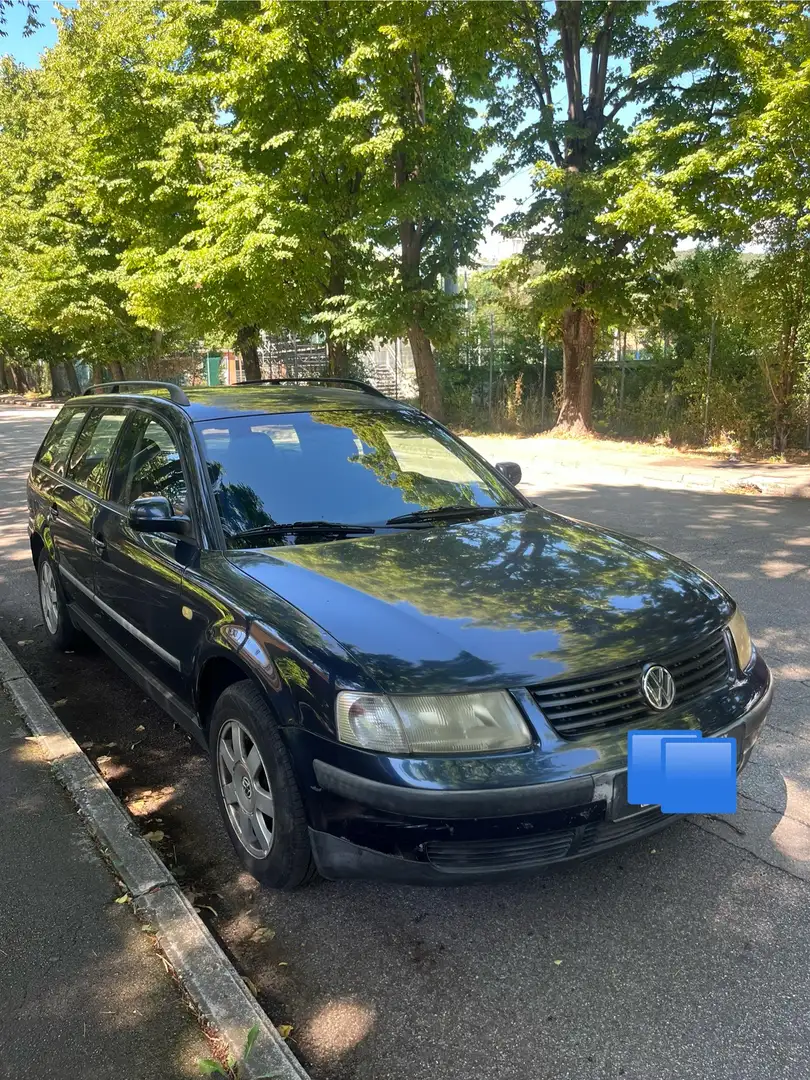Volkswagen Passat Familcar 1.6 td GL - 1