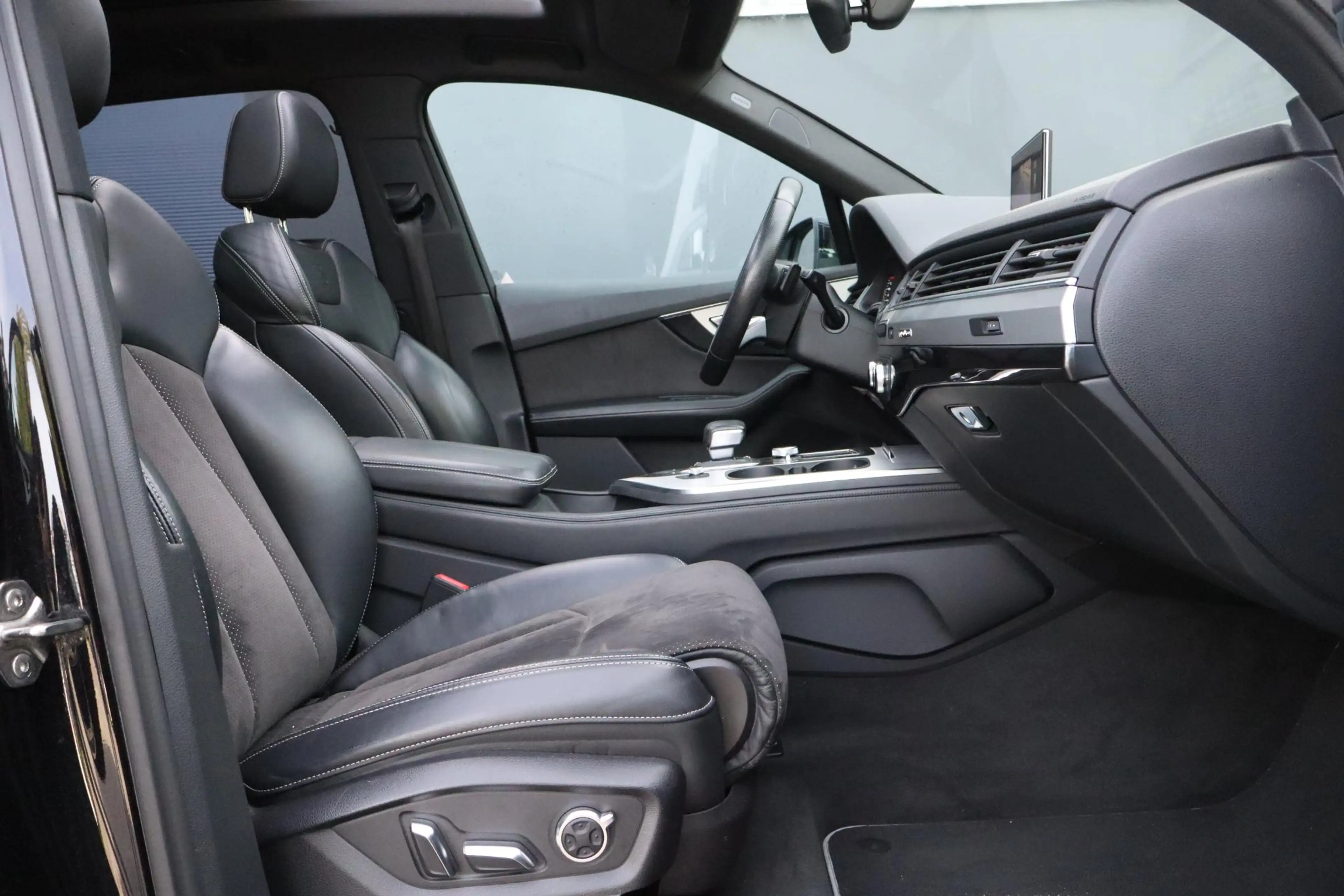 Audi Q7 3.0 TFSI quattro Pro Line S 7p | NL Auto | 1e Eig — photo 19