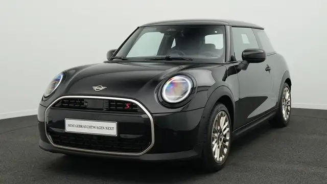 MINI Cooper S Favoured Trim
