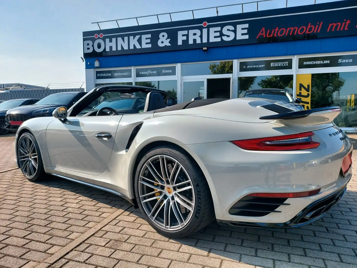 Porsche 991 911 Turbo S Cabriolet ACC Bose Sitzlüft Garantie Silber - 1