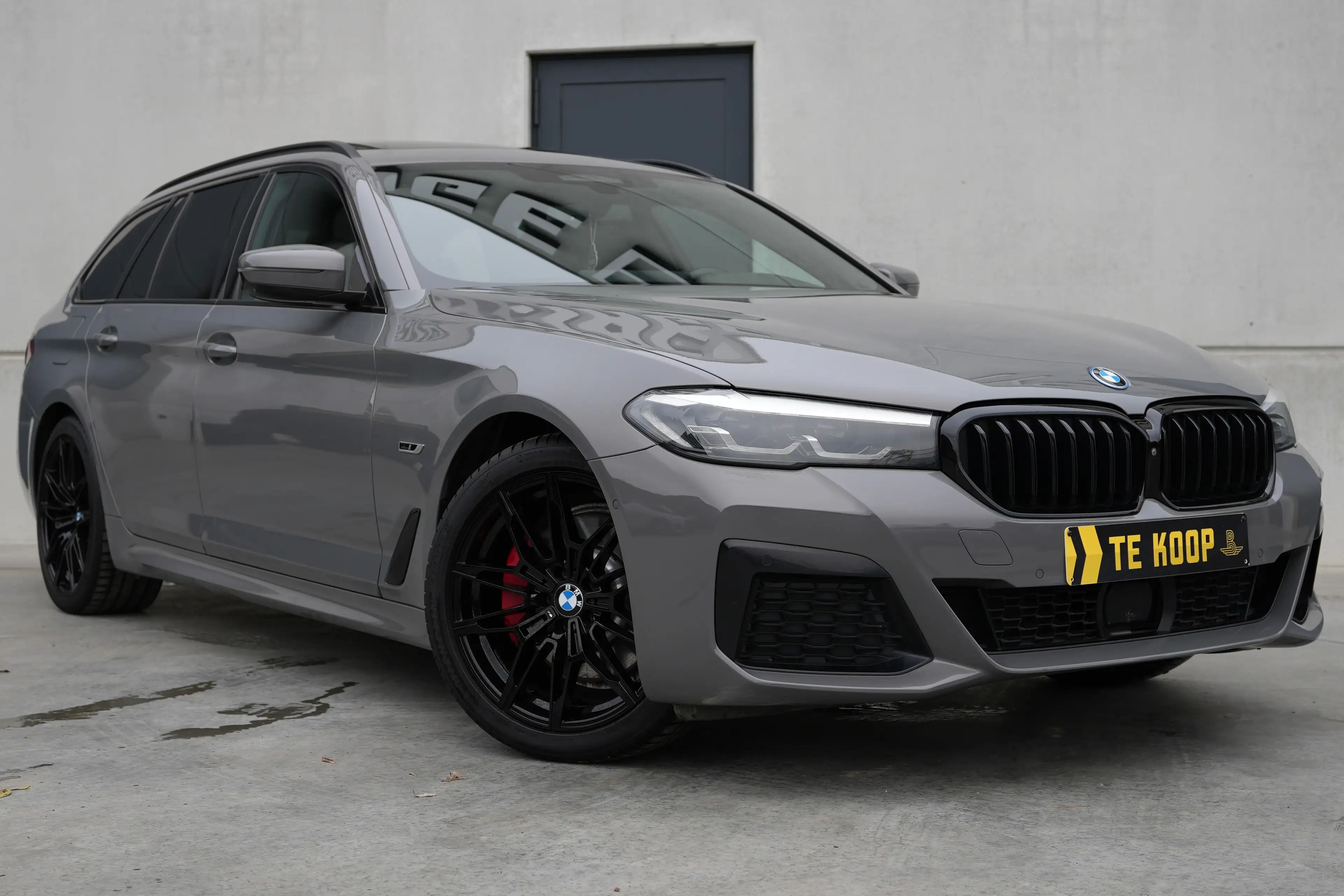 BMW 530 PHEV | M Sport | Pano | Harman/Kardon | 360° Camera | Trekhaak | ACC