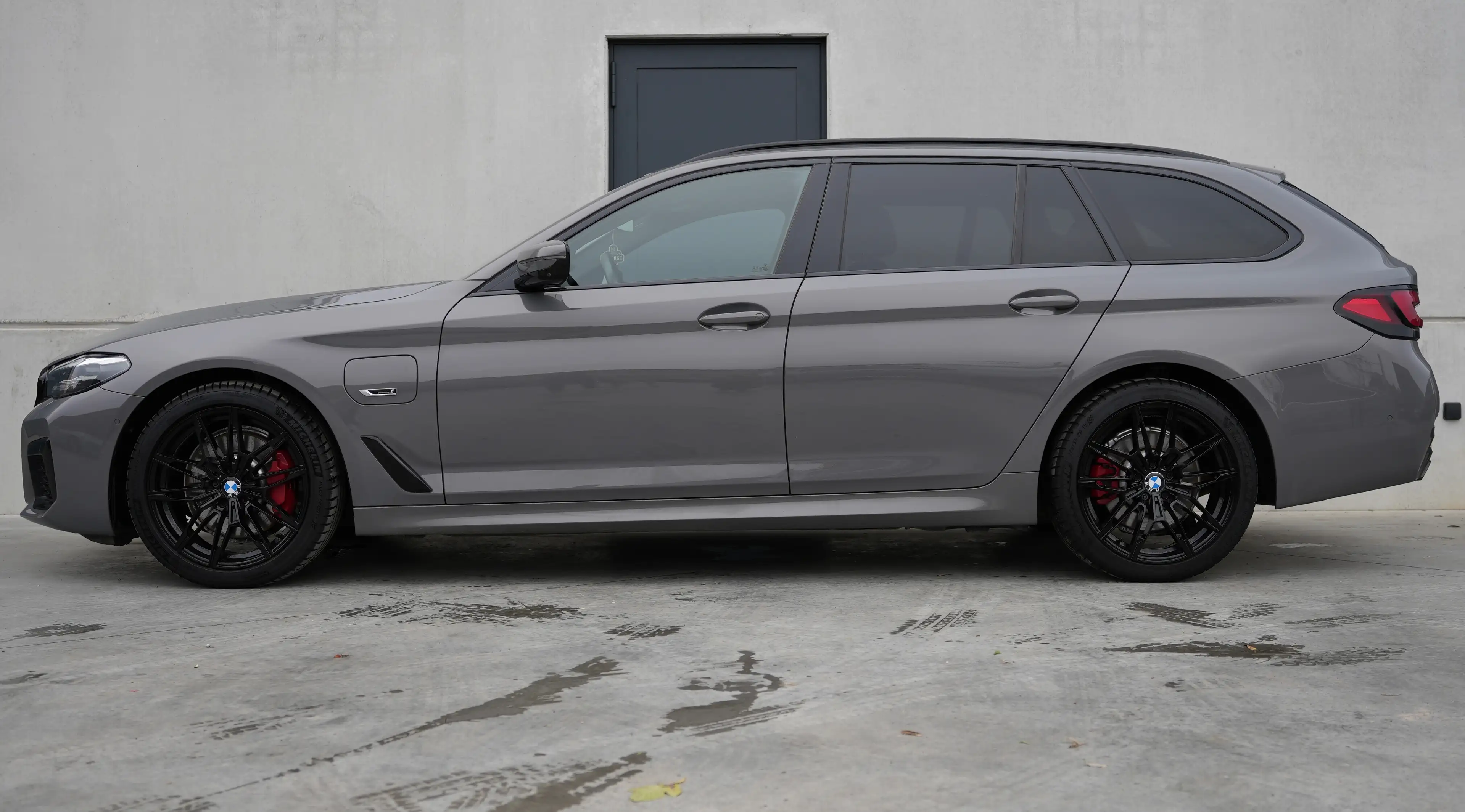 BMW 530 PHEV | M Sport | Pano | Harman/Kardon | 360° Camera | Trekhaak | ACC — photo 4