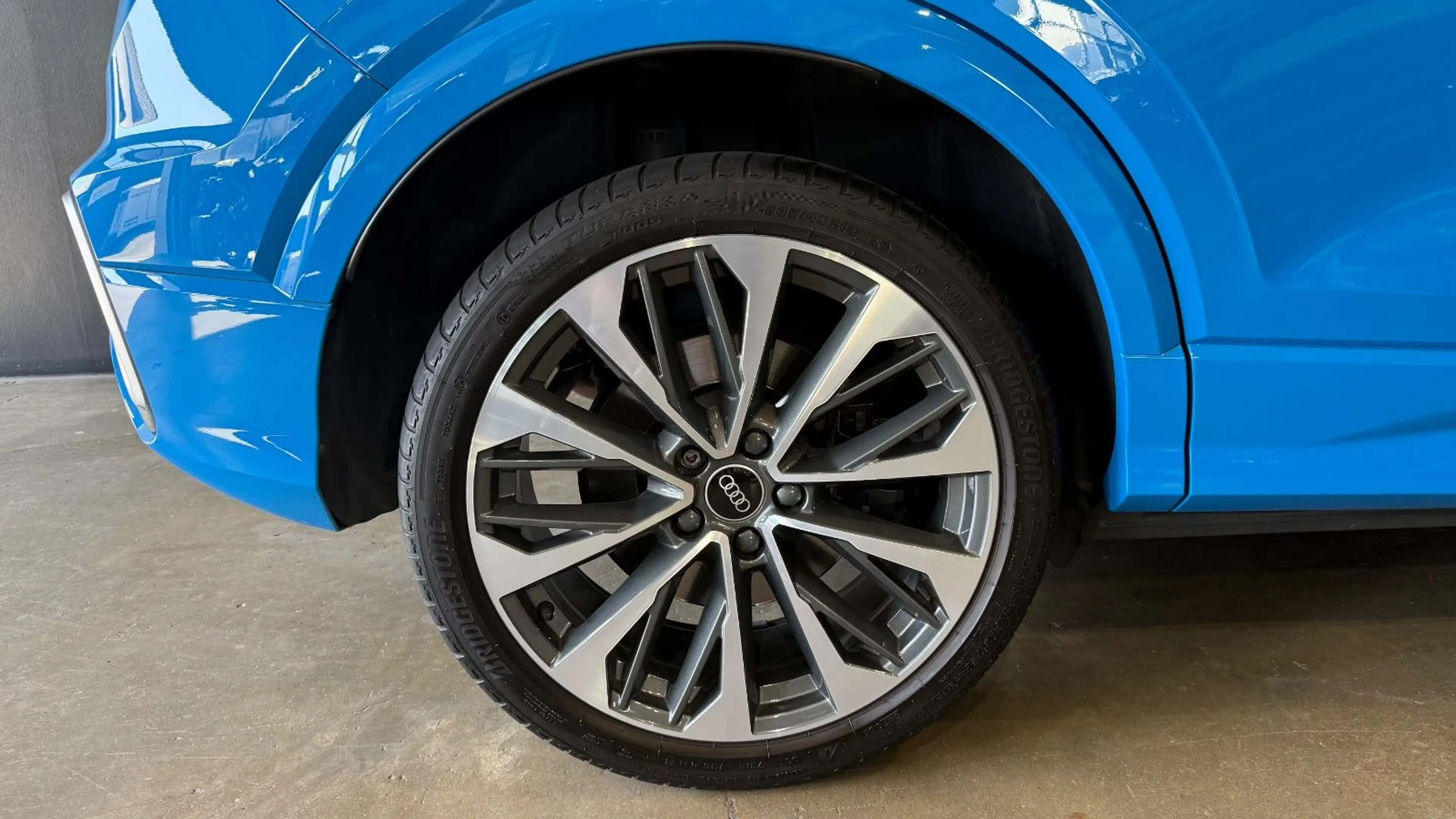 Audi SQ2 2.0 TFSI quattro ACC/AHK/SONDERFARBE — photo 8