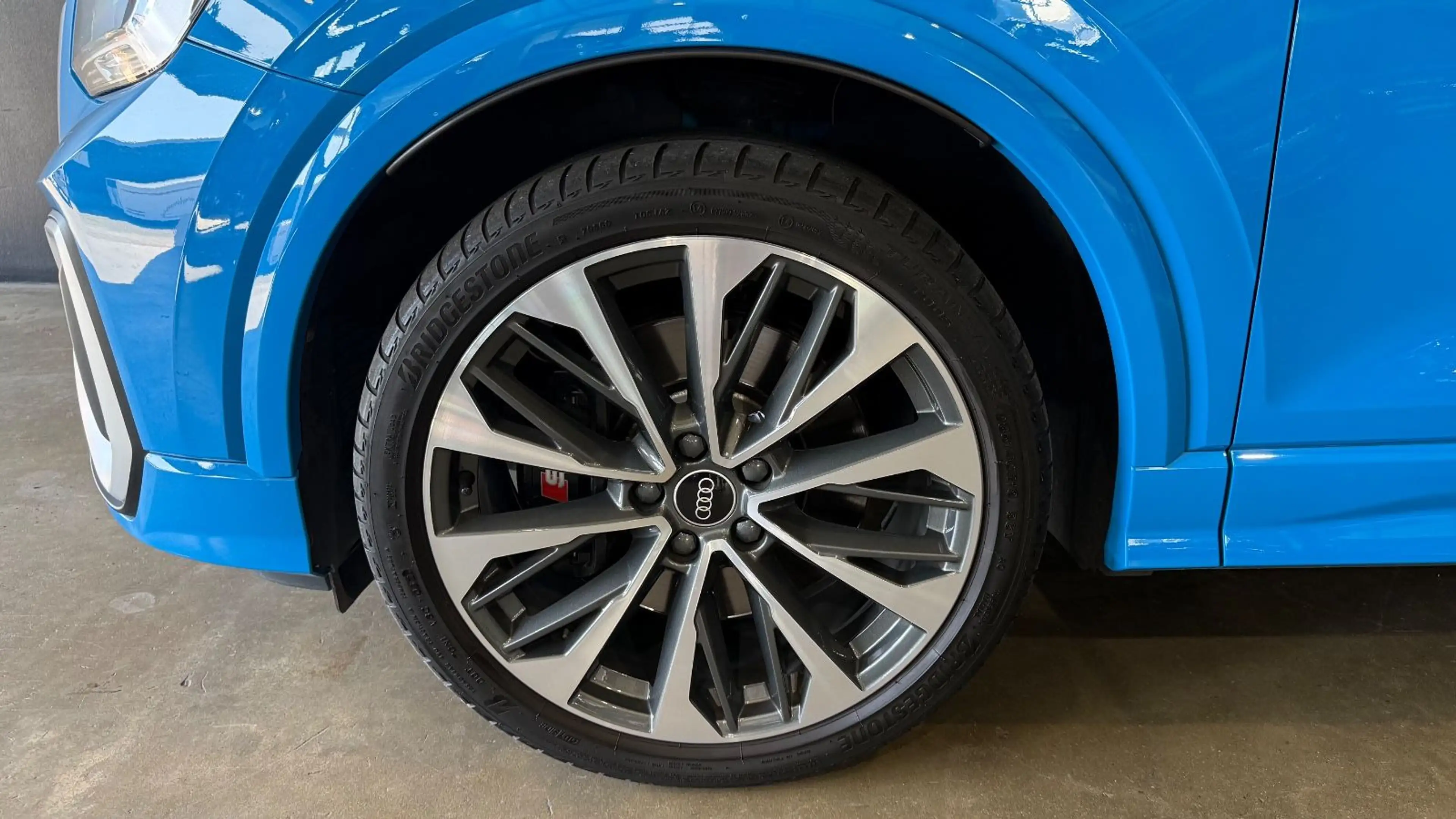 Audi SQ2 2.0 TFSI quattro ACC/AHK/SONDERFARBE — photo 10