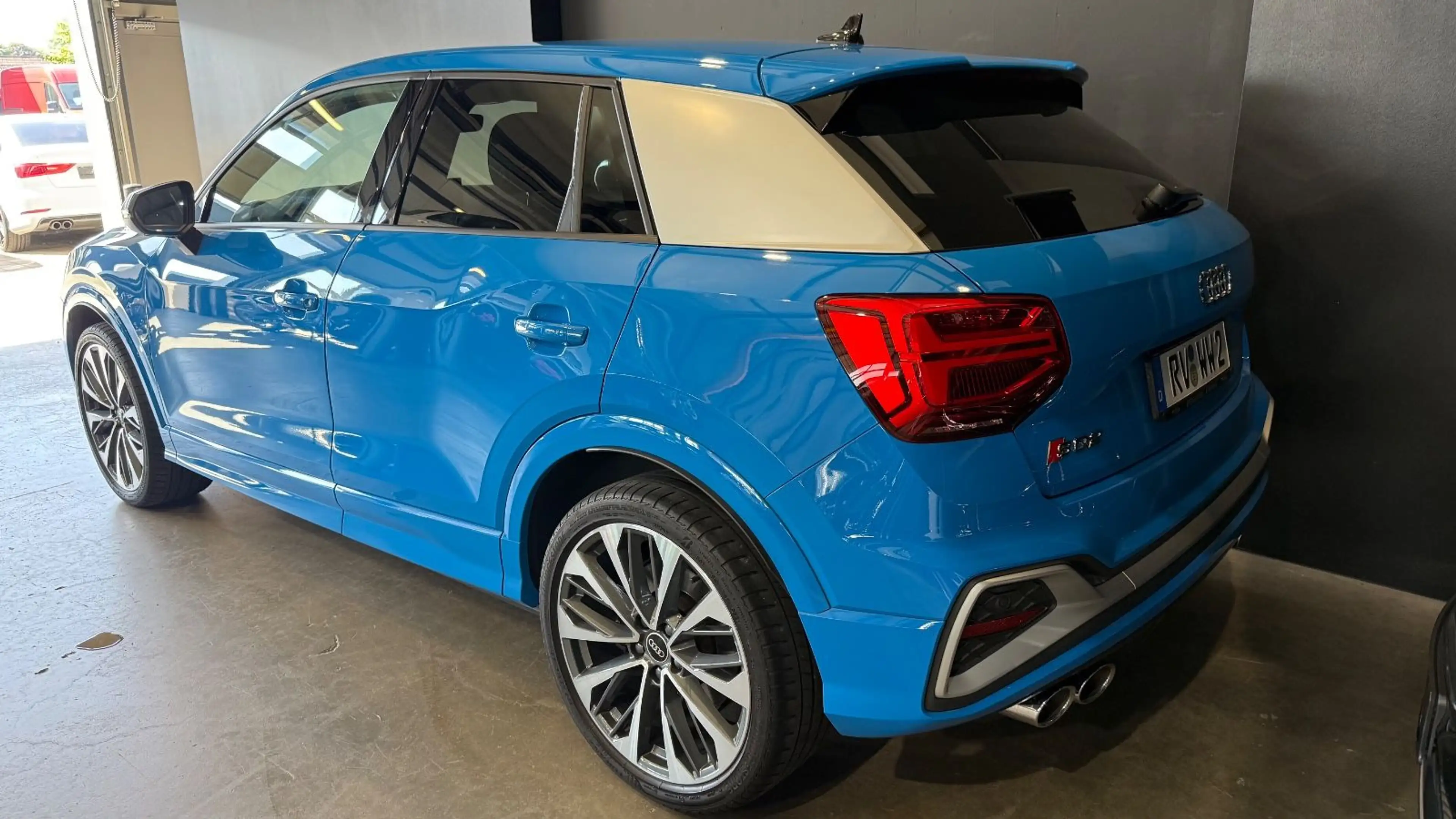 Audi SQ2 2.0 TFSI quattro ACC/AHK/SONDERFARBE — photo 3