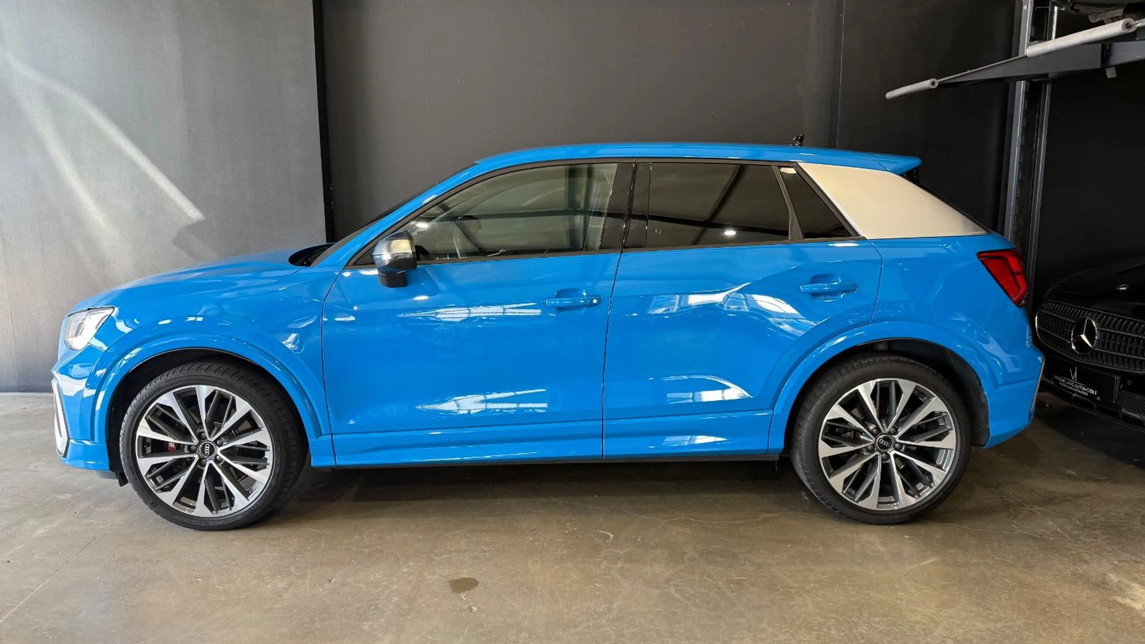 Audi SQ2 2.0 TFSI quattro ACC/AHK/SONDERFARBE — photo 2