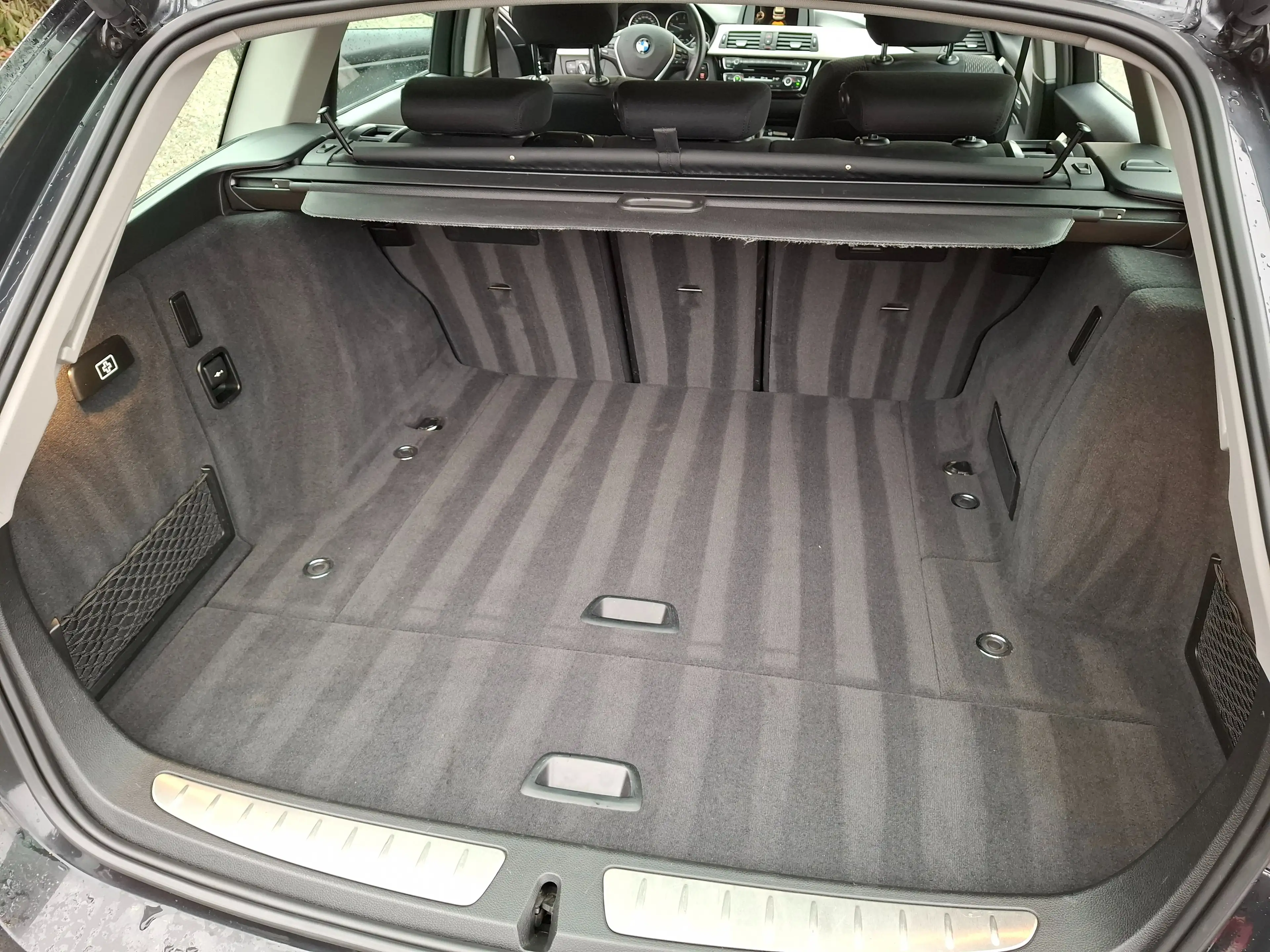 BMW 316 316 d Touring (Kombi) Advantage — photo 11