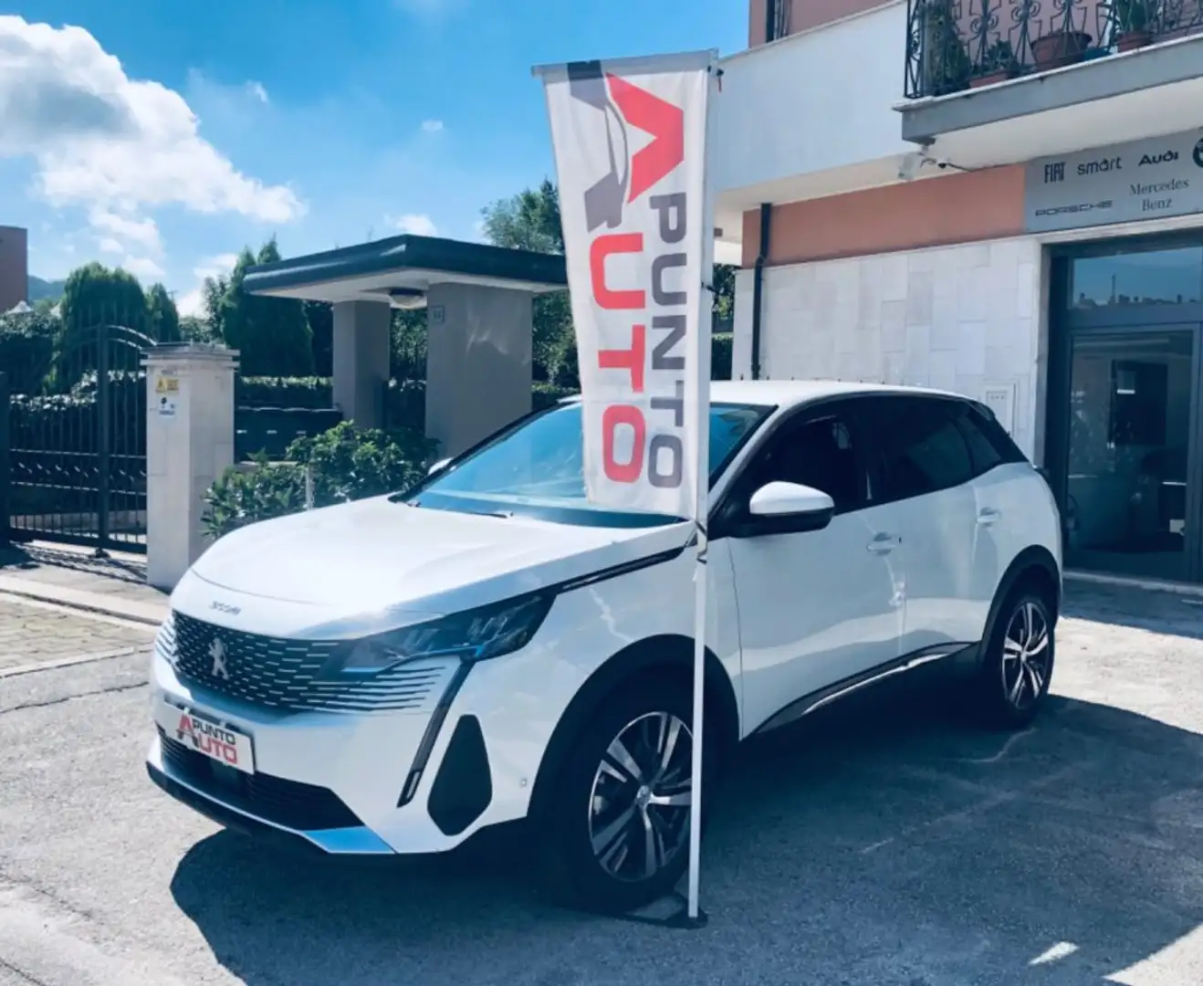 Peugeot 3008 BlueHDi 130 S&S Allure PELLE TELECAMERA Bianco - 2