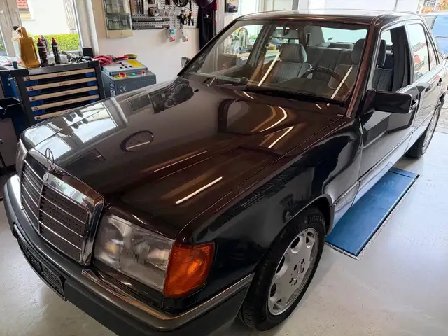 Mercedes-Benz E 420 H-Zulassung ,1.Hand