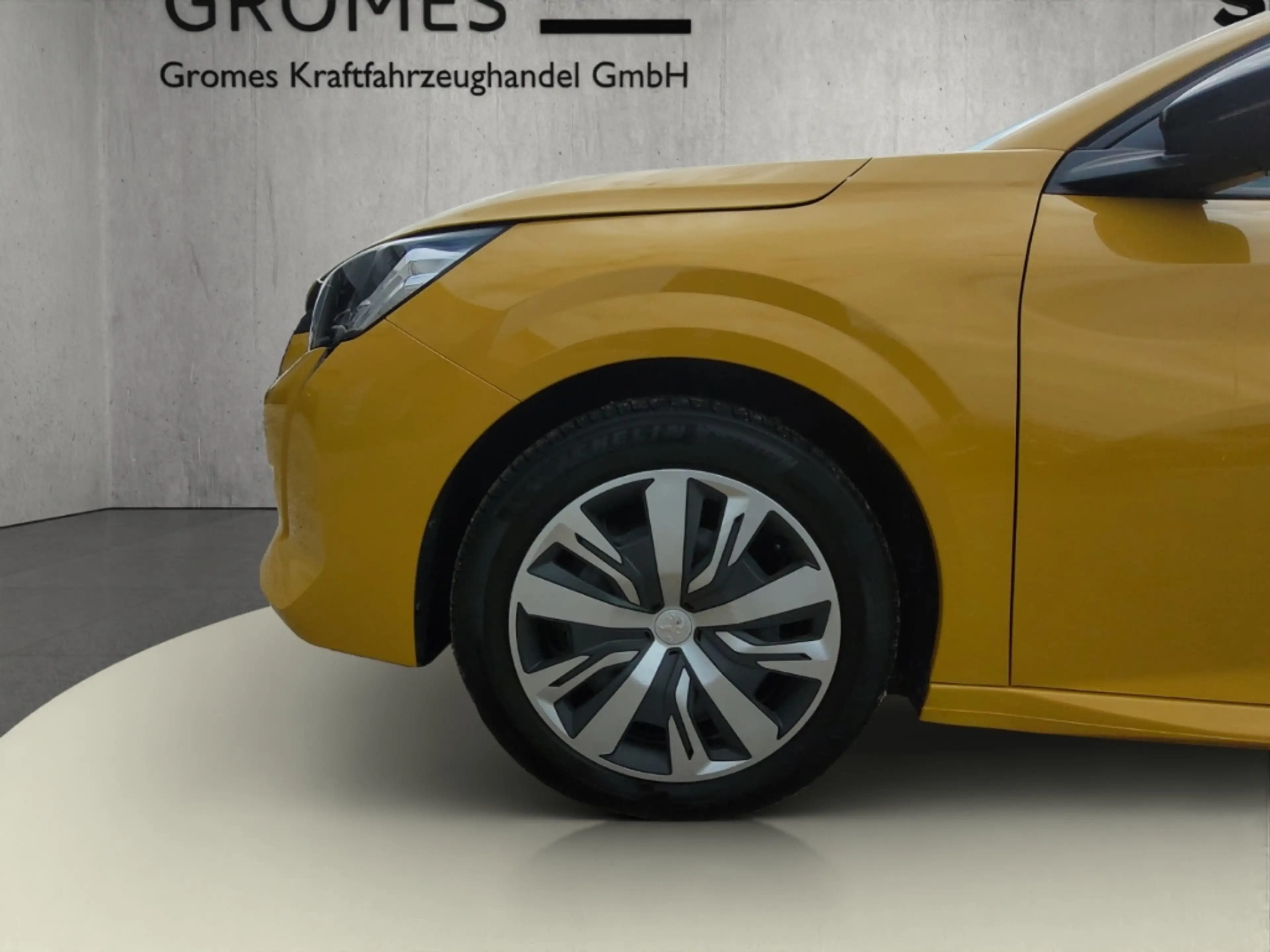 Peugeot 208 Active PT 100 DAB+ Sitzhz. — photo 11