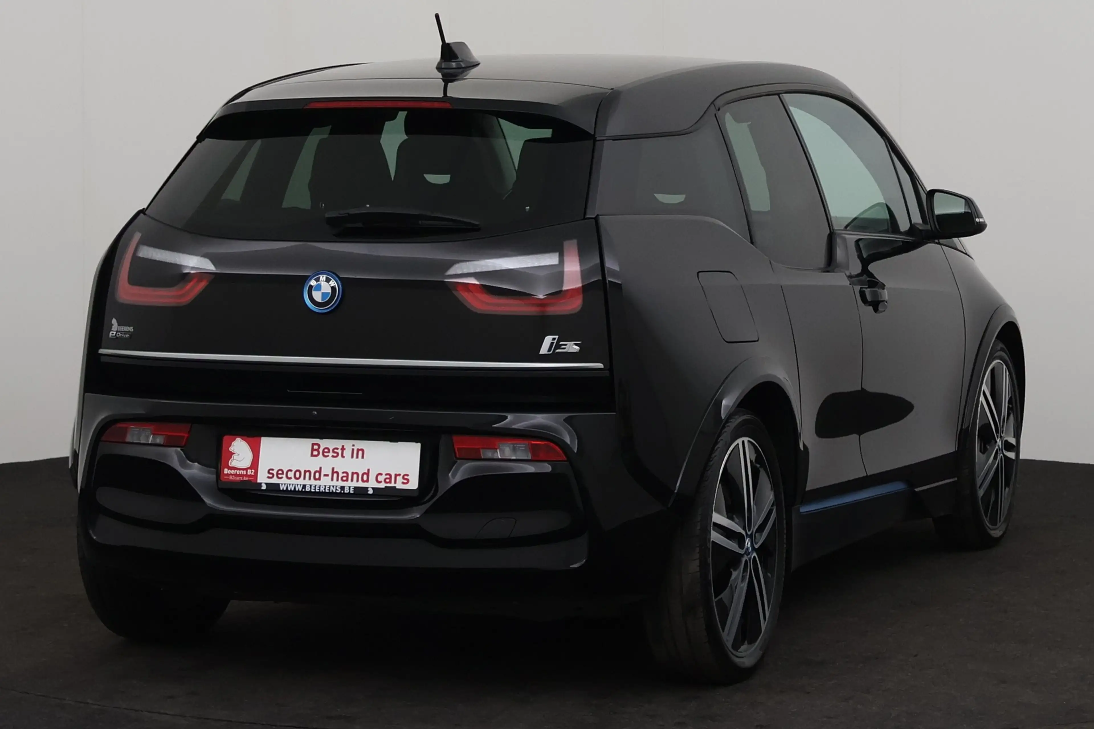BMW i3 RANGE EXTENDER  120 Ah + GPS + CAMERA + PDC + CRUI — photo 3