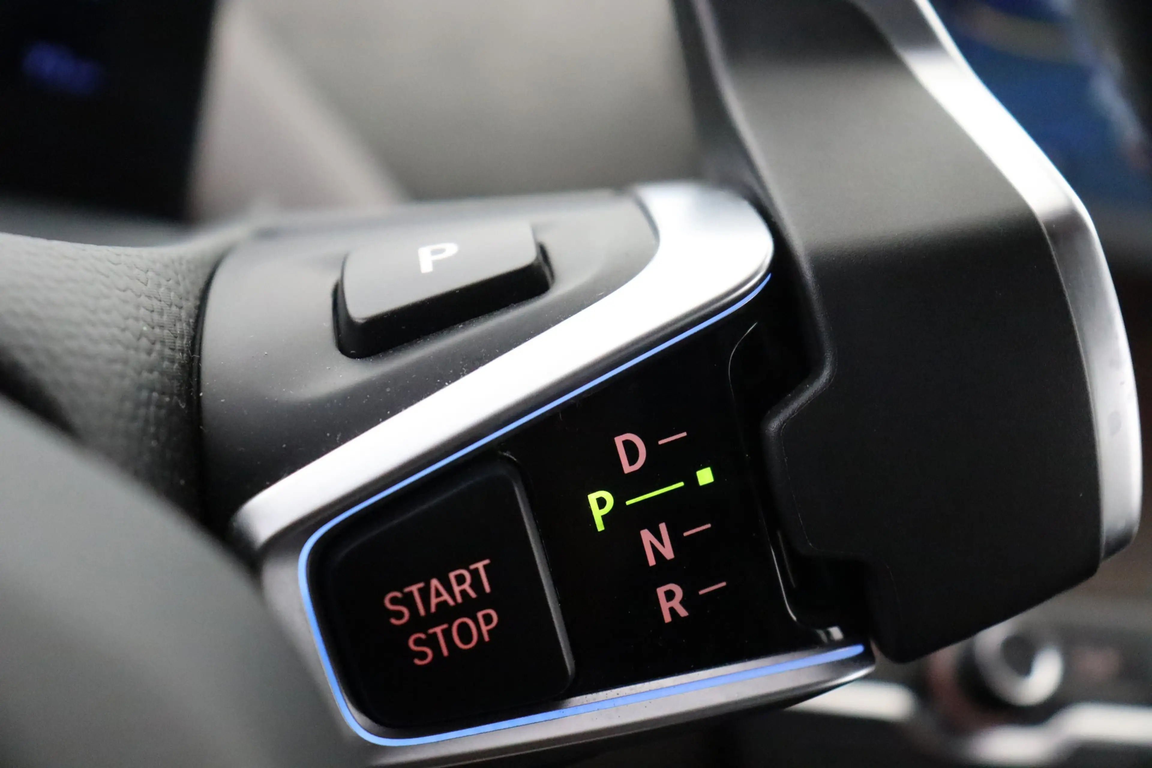 BMW i3 RANGE EXTENDER  120 Ah + GPS + CAMERA + PDC + CRUI — photo 14