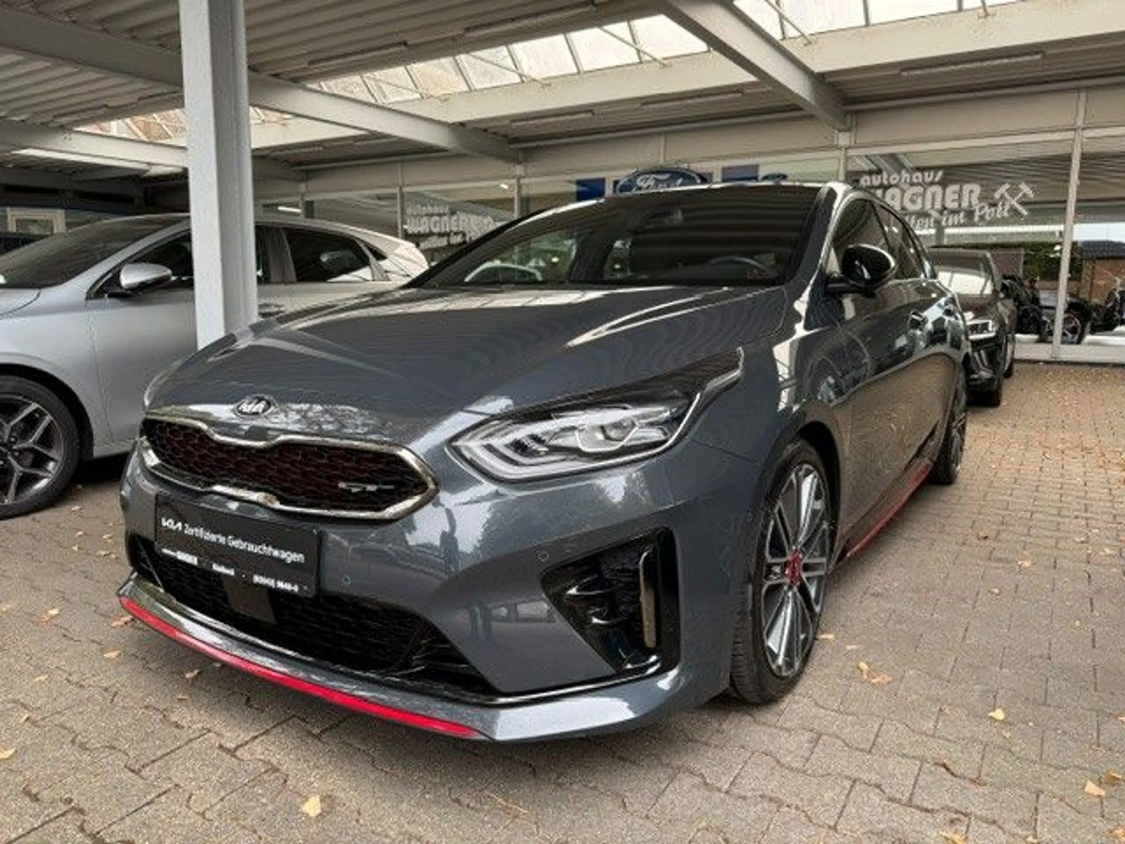 Kia ProCeed / pro_cee'd ProCeed pro cee'd / ProCeed GT- VOLLAUSSTATTU — photo 2