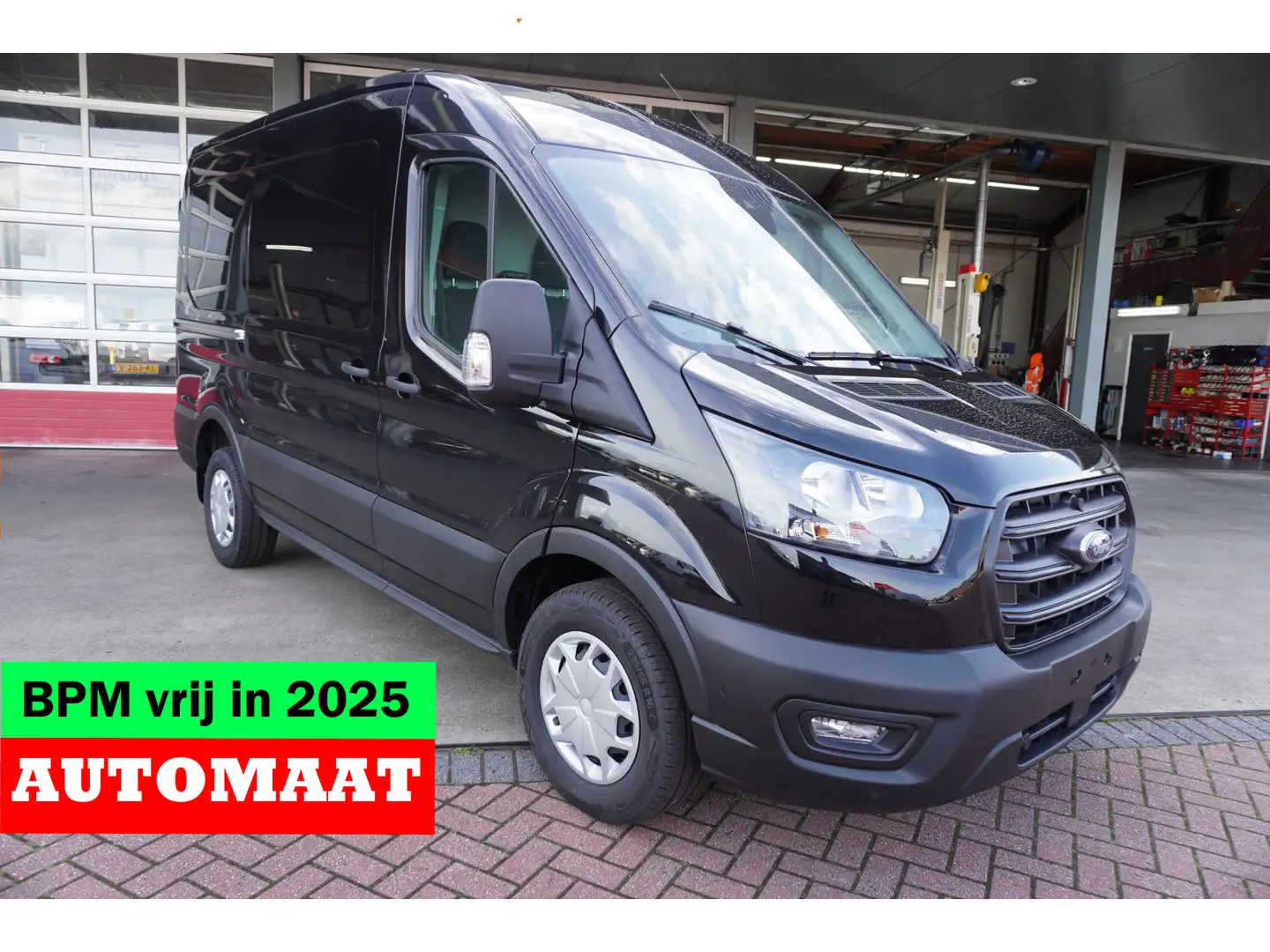 Ford Transit 350M 2.0 TDCI 130PK L2H2 Trend Automaat Nr. V061 | Zwart - 1