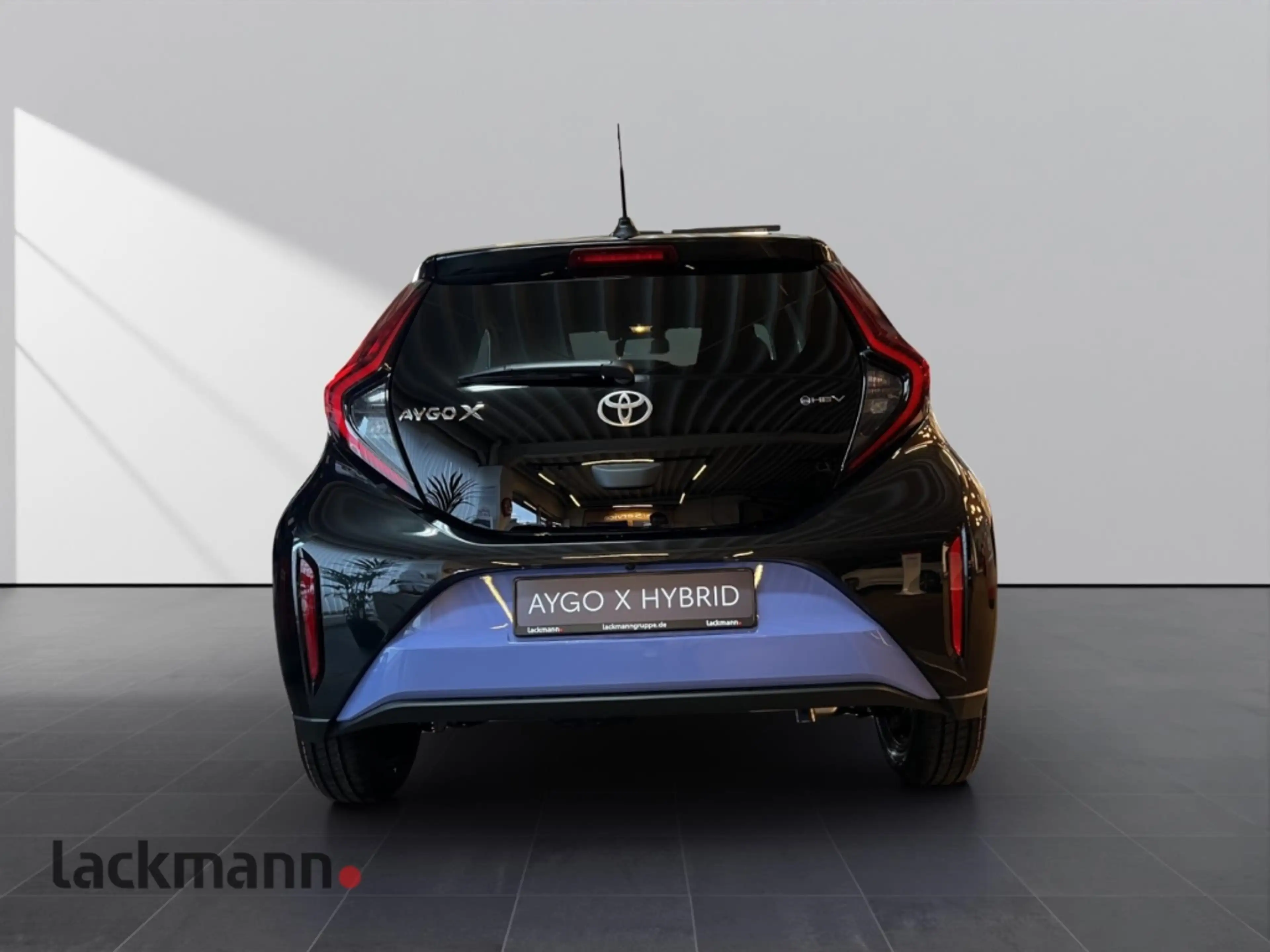 Toyota Aygo X 1,5 l Hybrid Teamplayer *SHZG*KAMERA* — photo 5