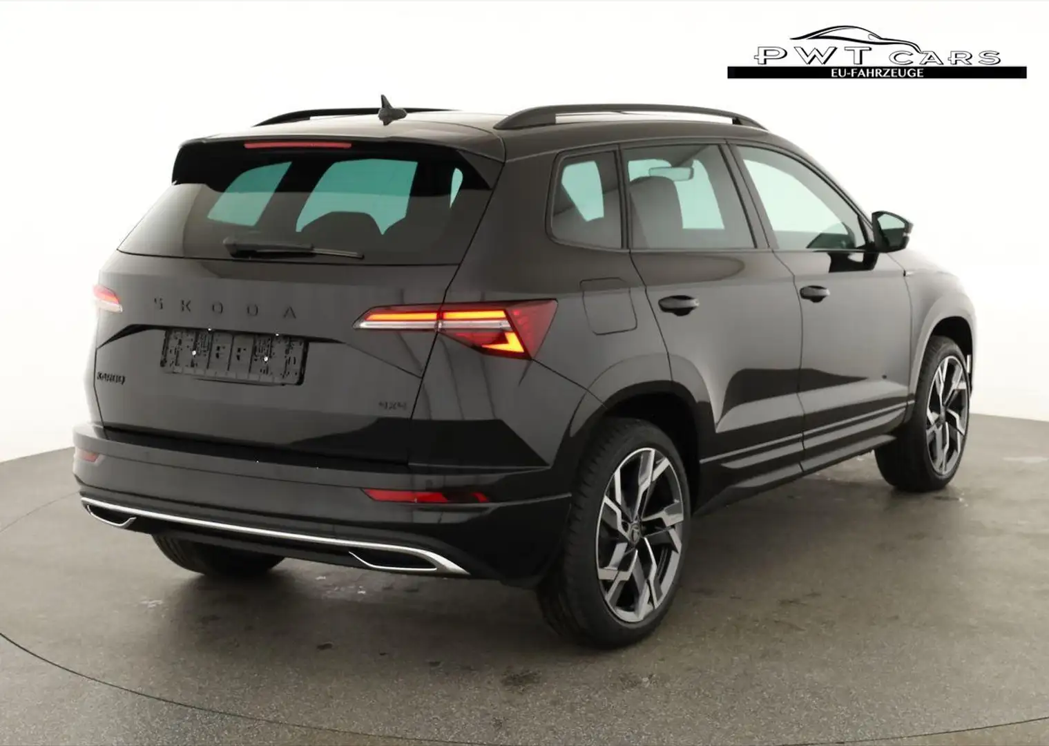 Skoda Karoq Sportline 4x4 2.0 TSI DSG Sportline, Pano, AHK,... Schwarz - 2