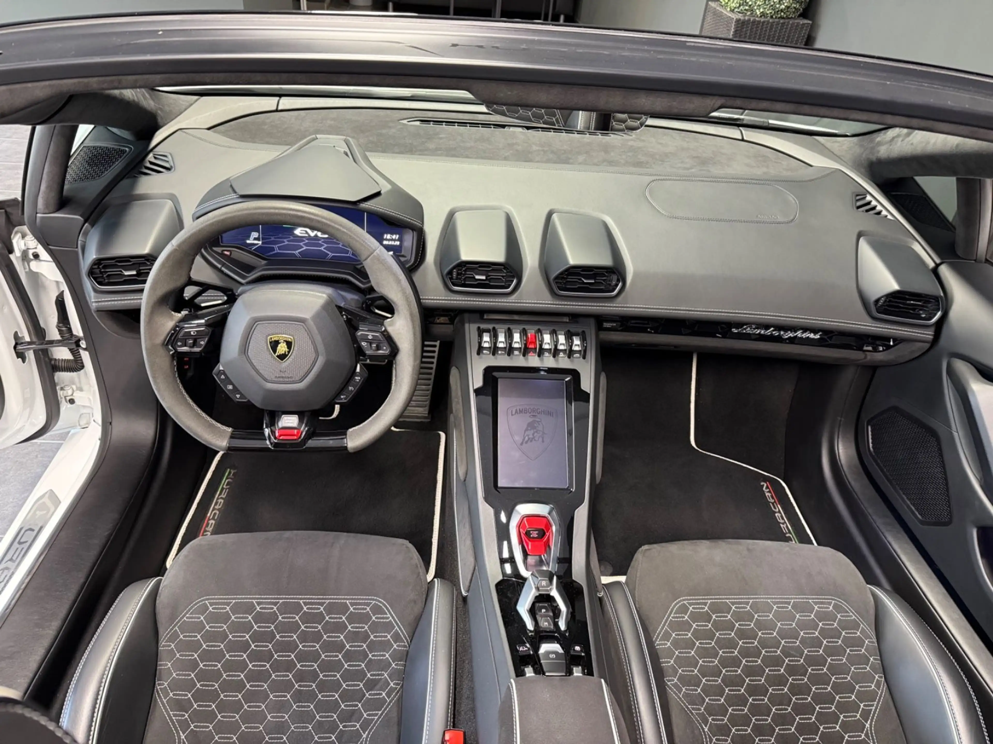 Lamborghini Huracán EVO Spyder  Kamera  Lift  Car Play  Navi — photo 8