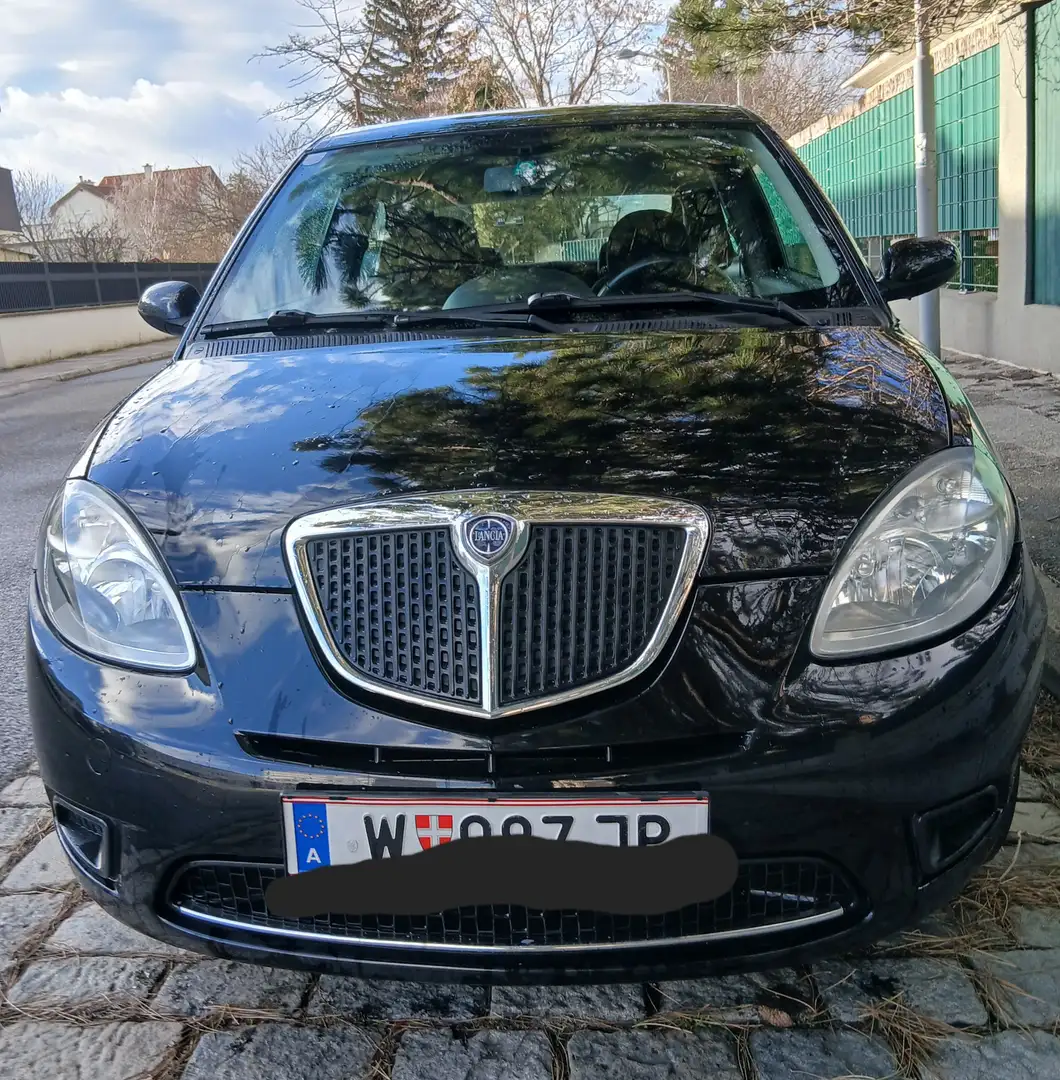 Lancia Ypsilon Argento 1,2 - 2