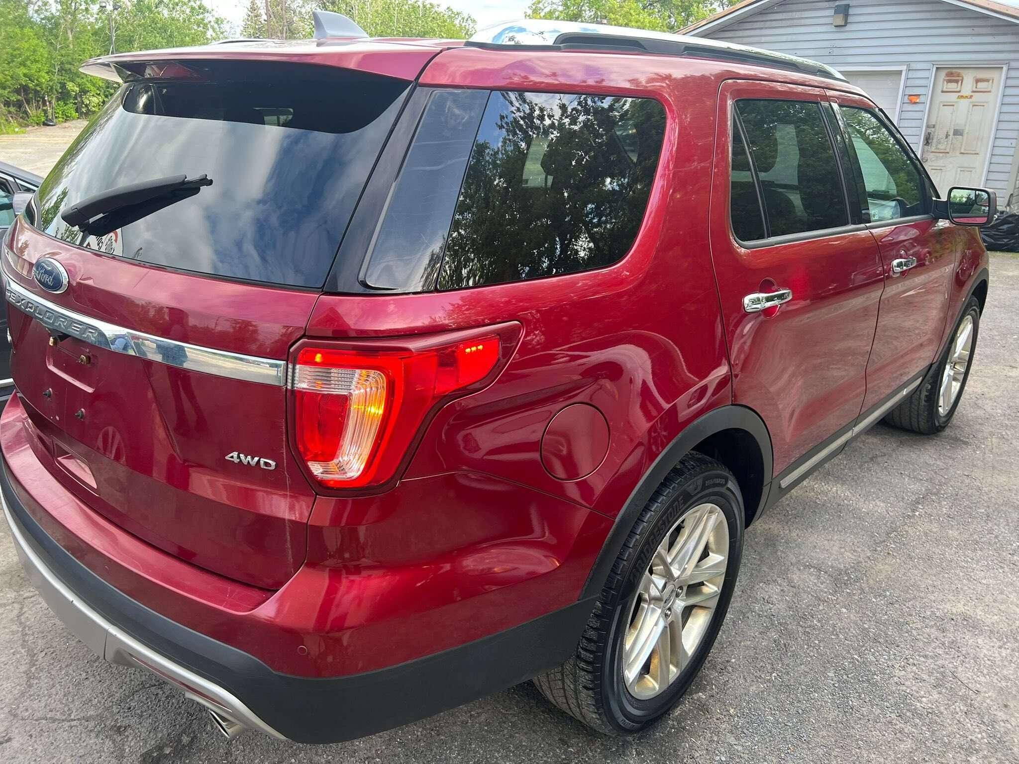 2017 Ford Explorer