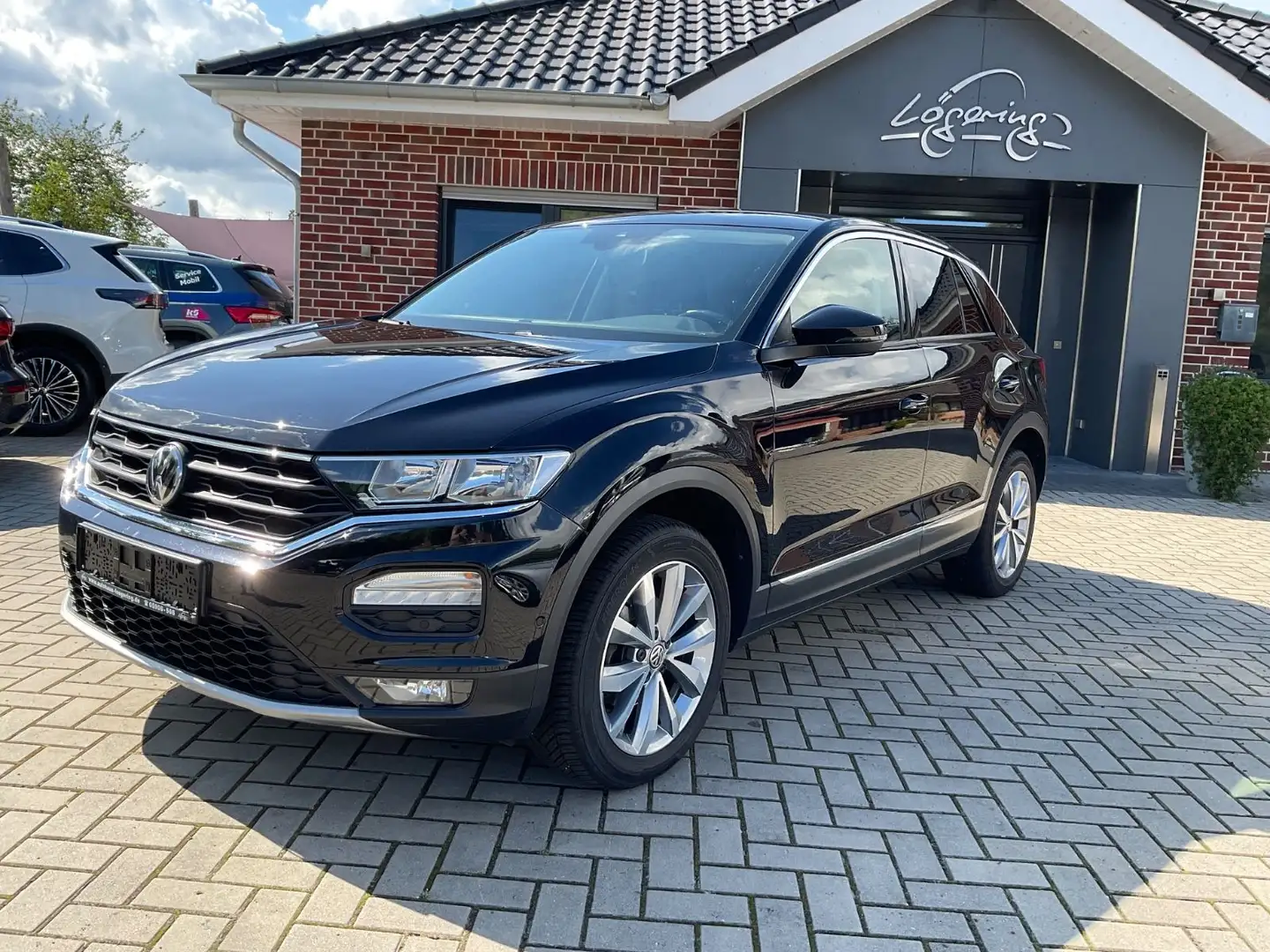 Volkswagen T-Roc 1.5 TSI DSG,AHK,Navi,CarPlay Noir - 1