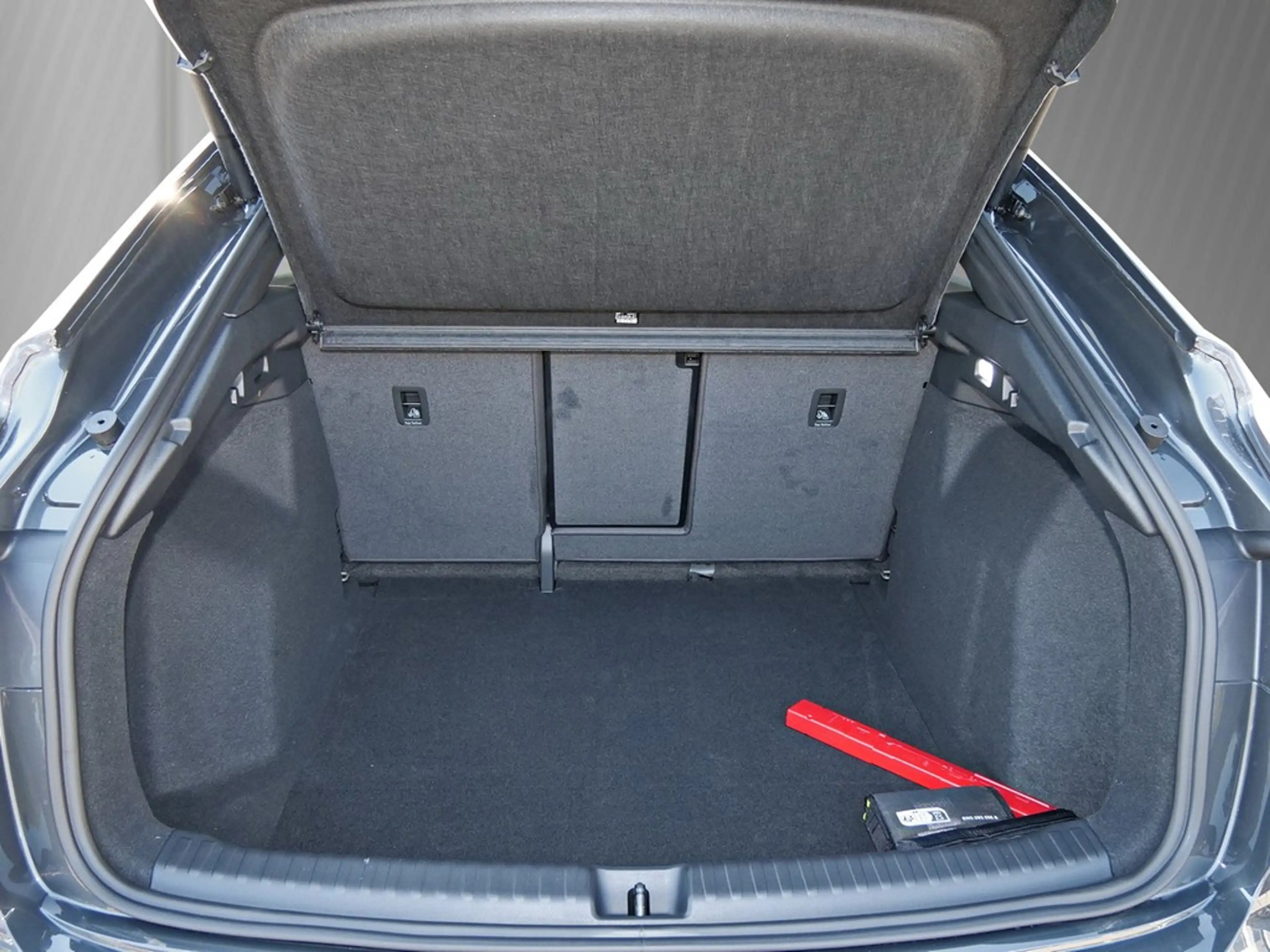 Audi e-tron Sportback performance 210 kW / 286 PS — photo 6