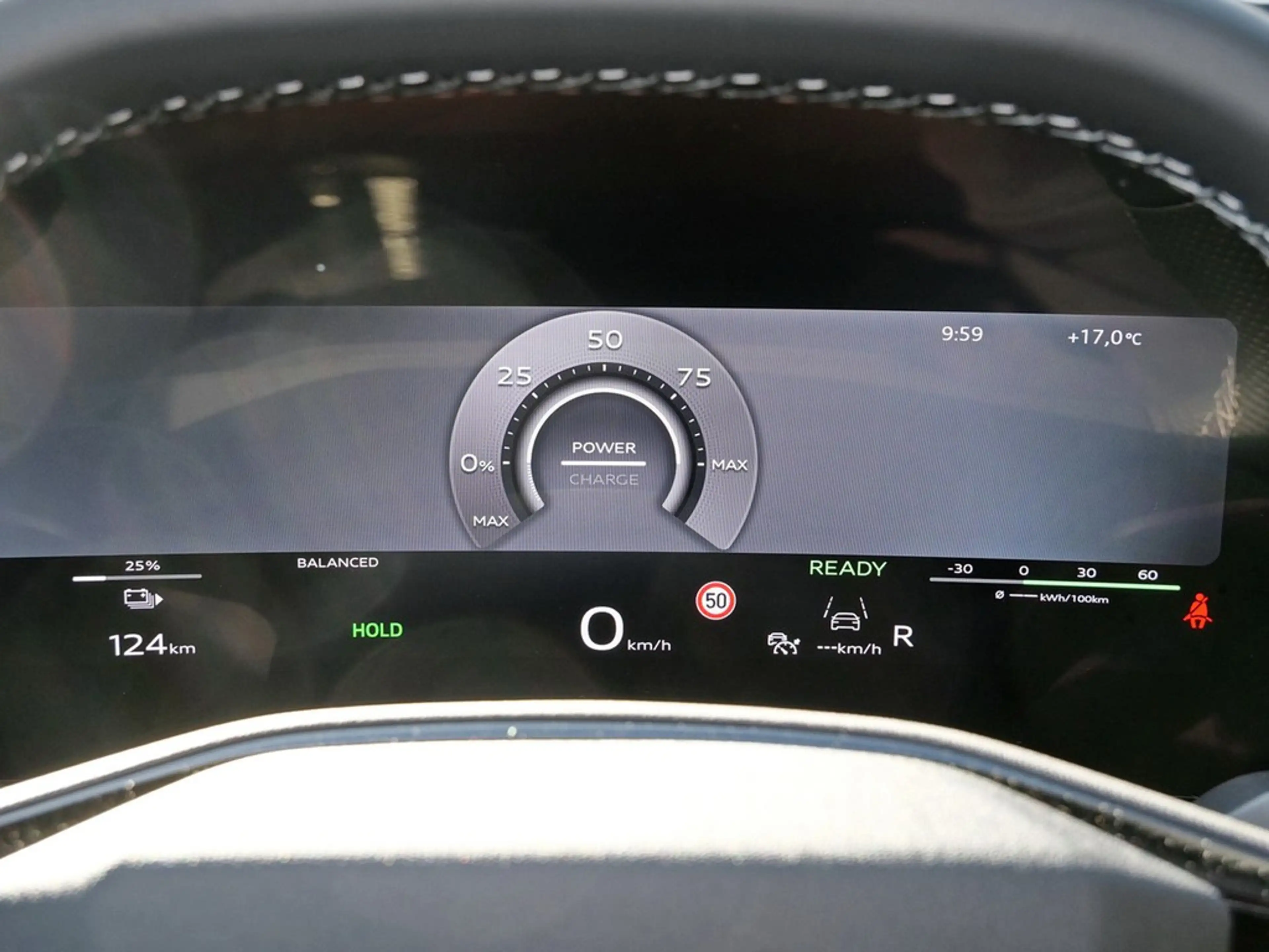 Audi e-tron Sportback performance 210 kW / 286 PS — photo 14