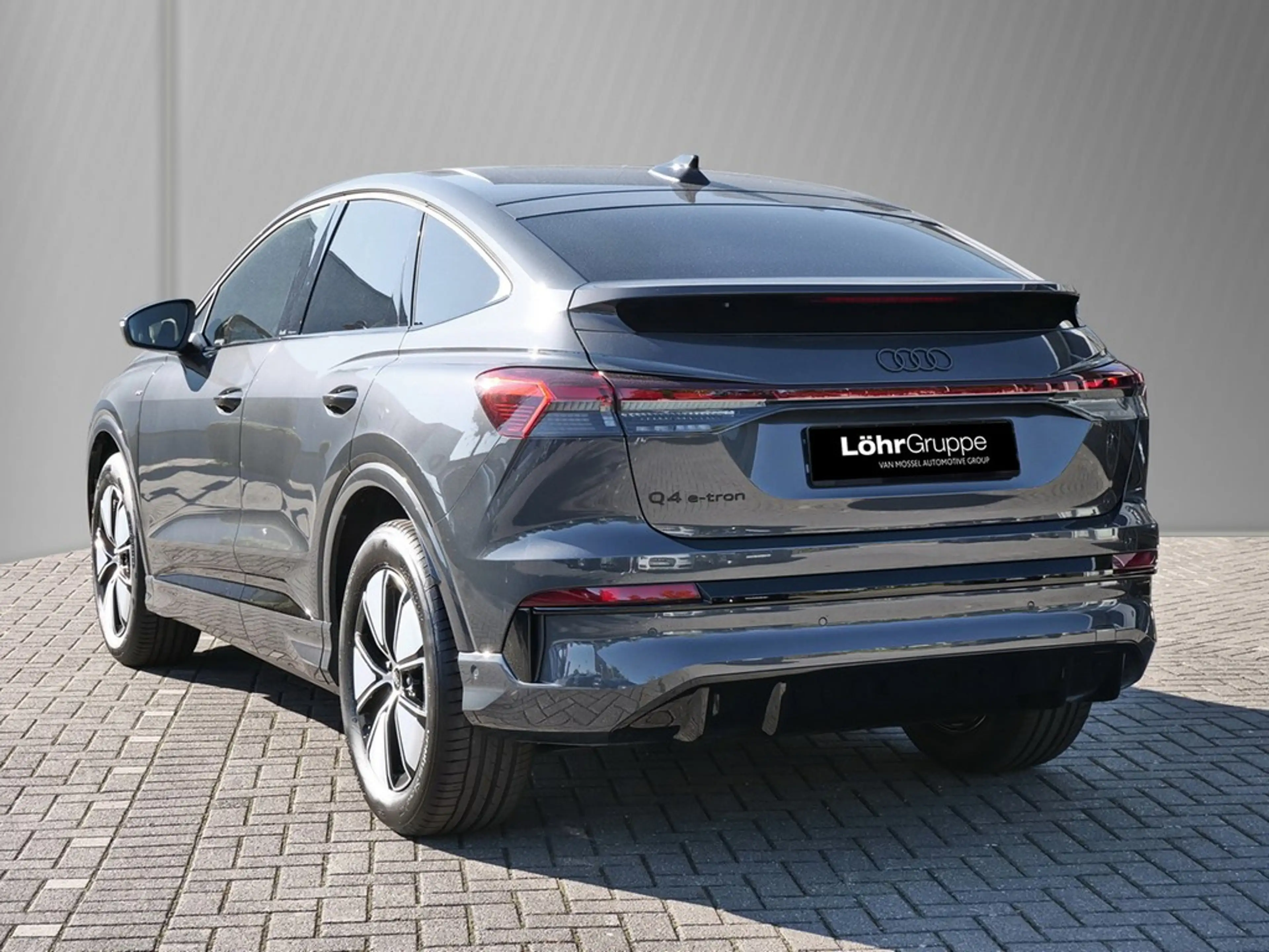 Audi e-tron Sportback performance 210 kW / 286 PS — photo 4