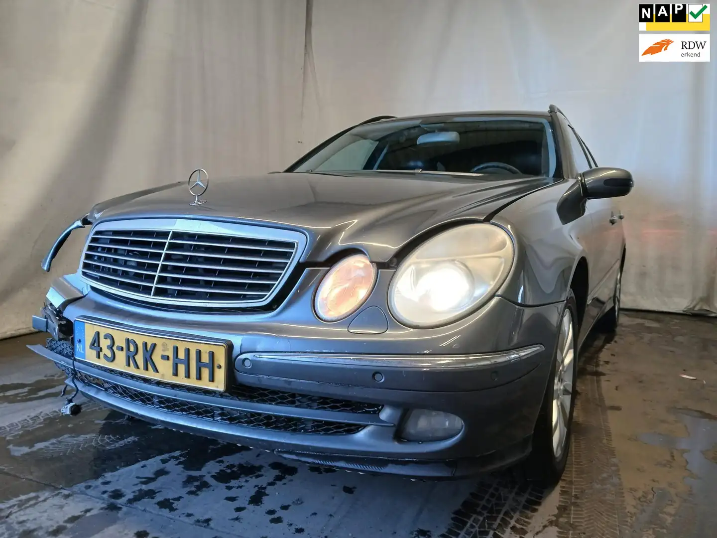 Mercedes-Benz E 350 Combi Avantgarde - Leder - Clima - Cruise - Schade Šedá - 1