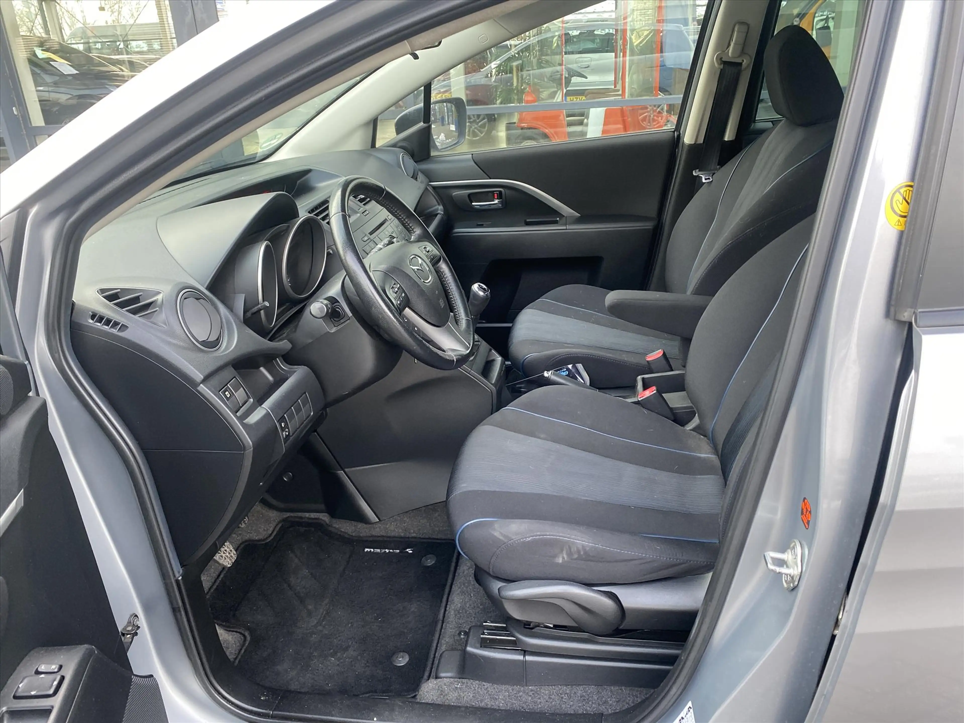 Mazda 5 1.8 115pk Business — photo 10
