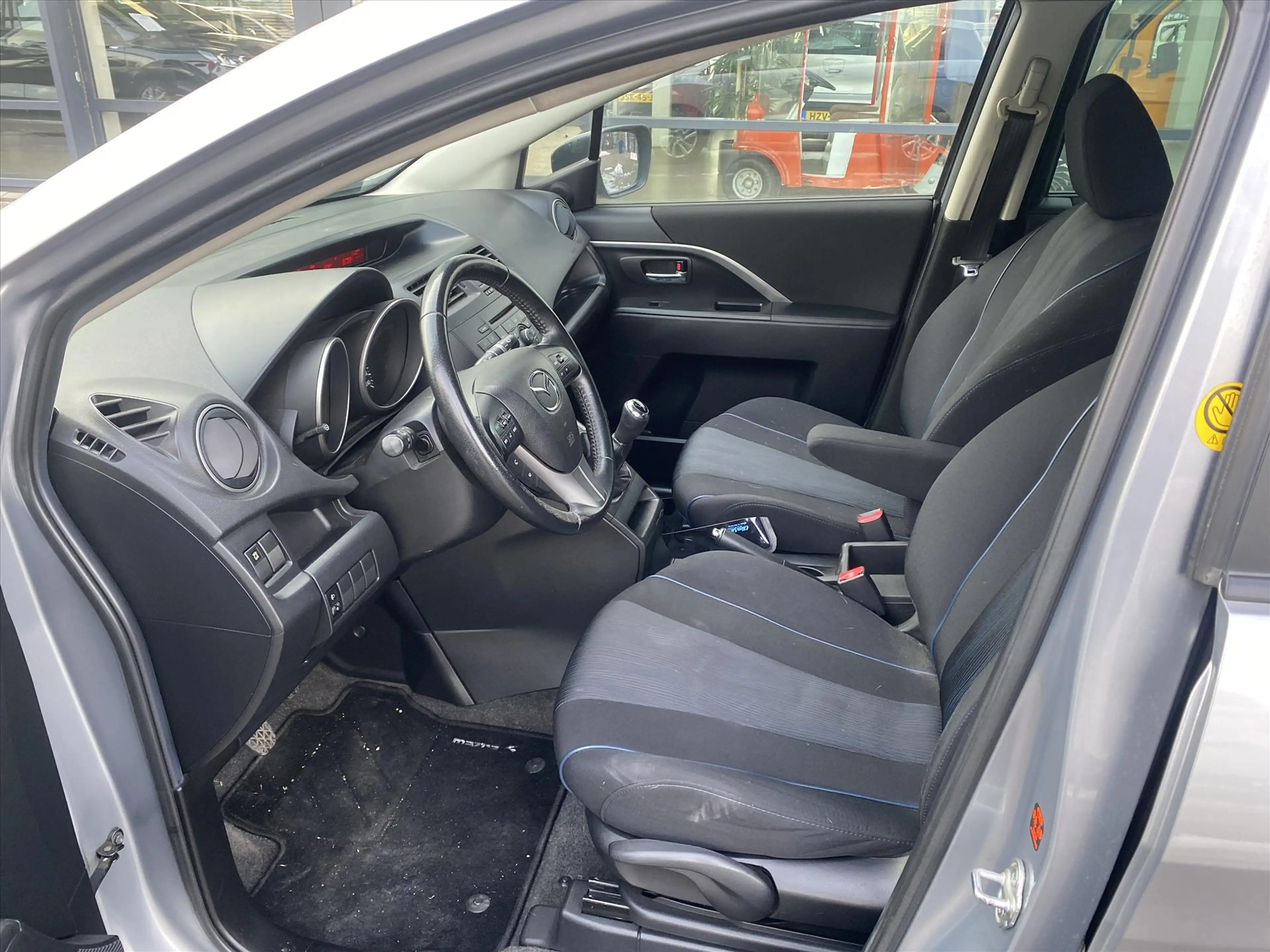 Mazda 5 1.8 115pk Business — photo 8