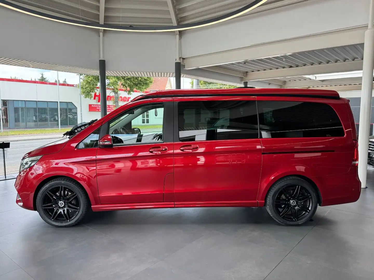 Mercedes-Benz V 300 d Marco Polo HORIZON EDITION AMG-Line Leder Rot - 2