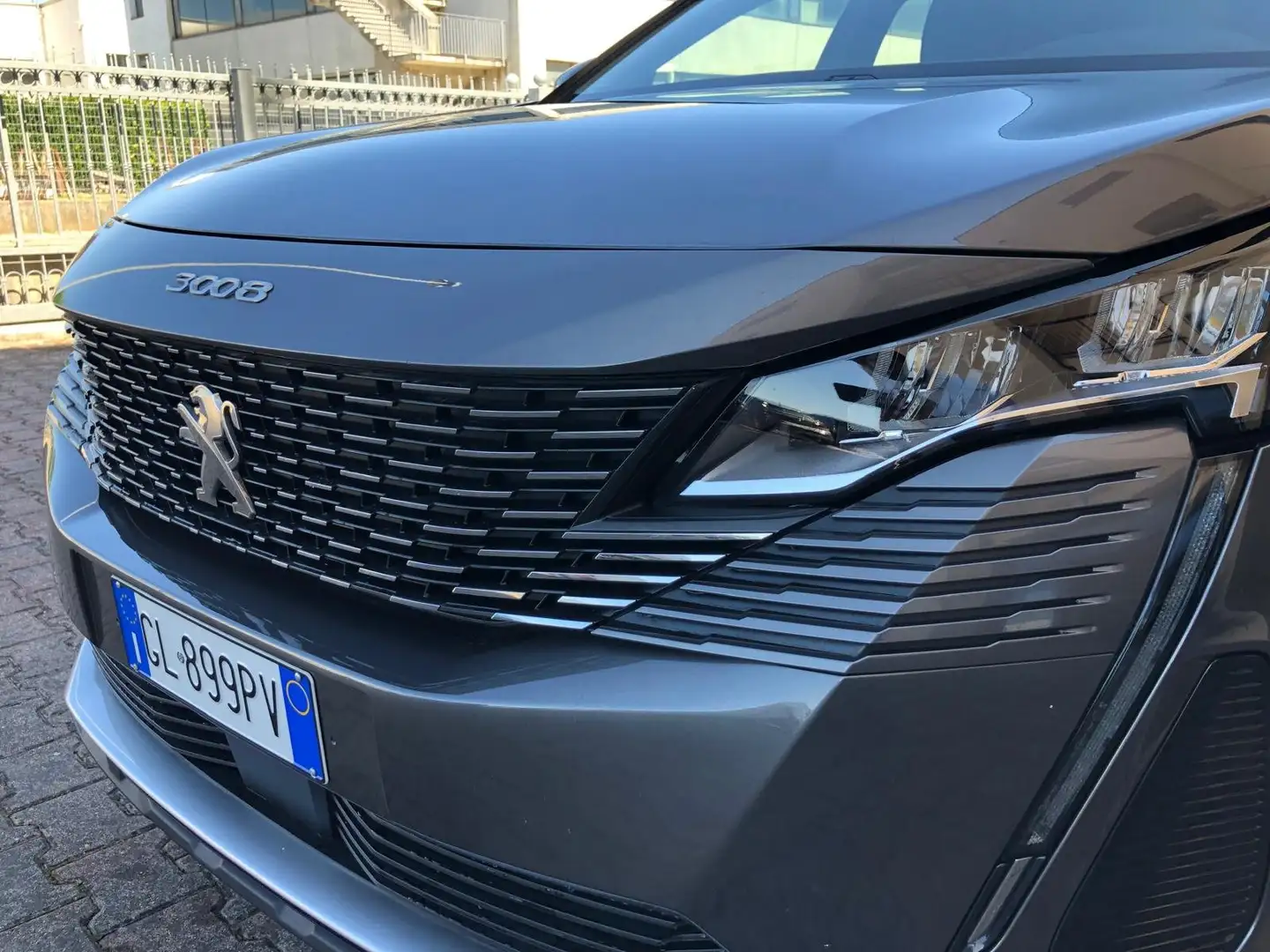Peugeot 3008 2022 1.5 bluehdi Active Pack S&S EAT8 Grigio - 2