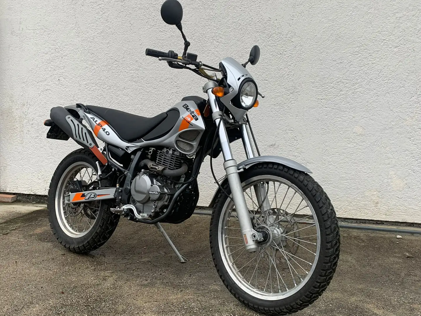 Beta Alp 4.0 Enduro Stradale Omologata 2 posti Silber - 1