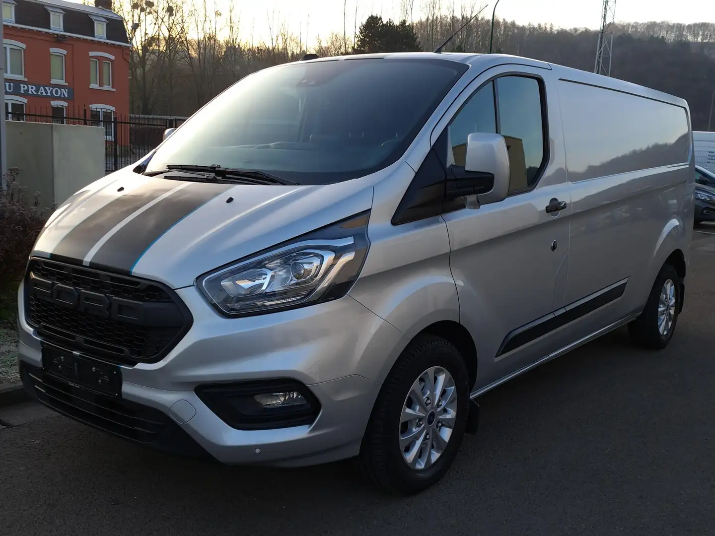 Ford Transit Custom 2.0 TDCi L2H1 Limited S/S (EU6.2) Argent - 1
