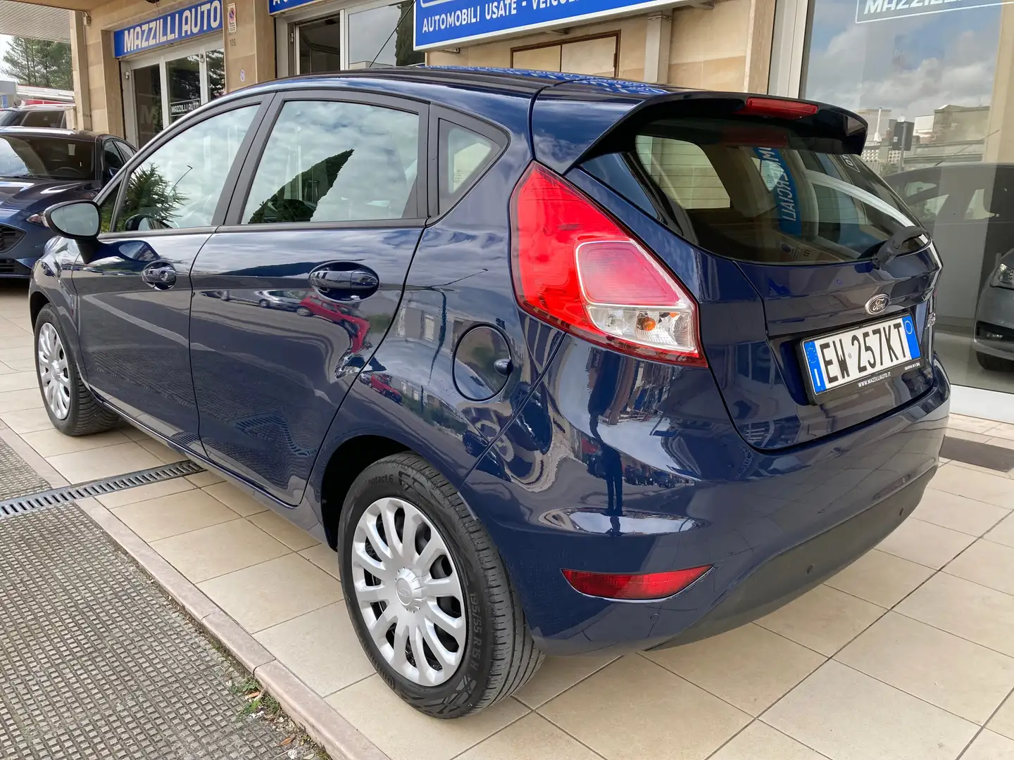 Ford Fiesta Fiesta 5p 1.2 60cv Blauw - 2