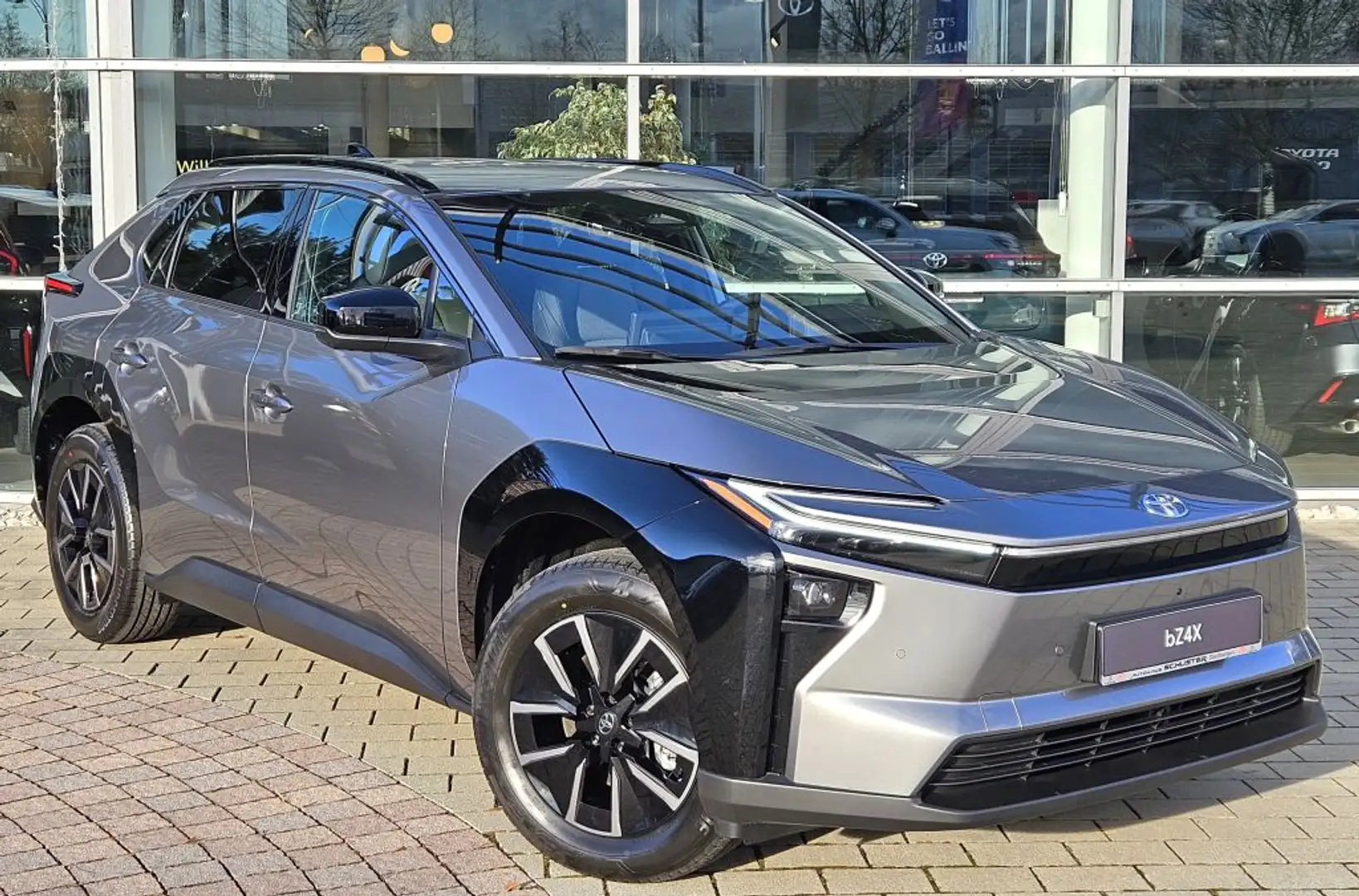 TOYOTA Bz4x